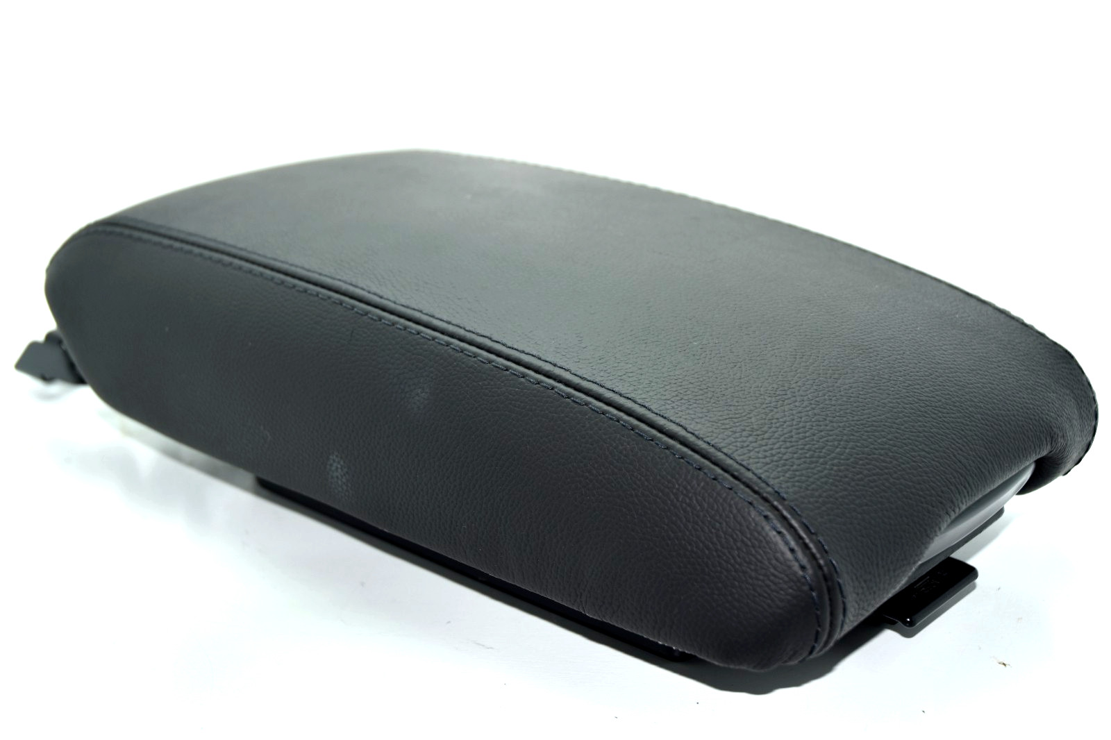 π OEM 2002-2006 Lexus ES300 / CAMRY Black Leather Armrest Center Console Lid π OEM 2002-2006 Lexus ES300 / CAMRY Black Leather Armrest Center Console Lid
