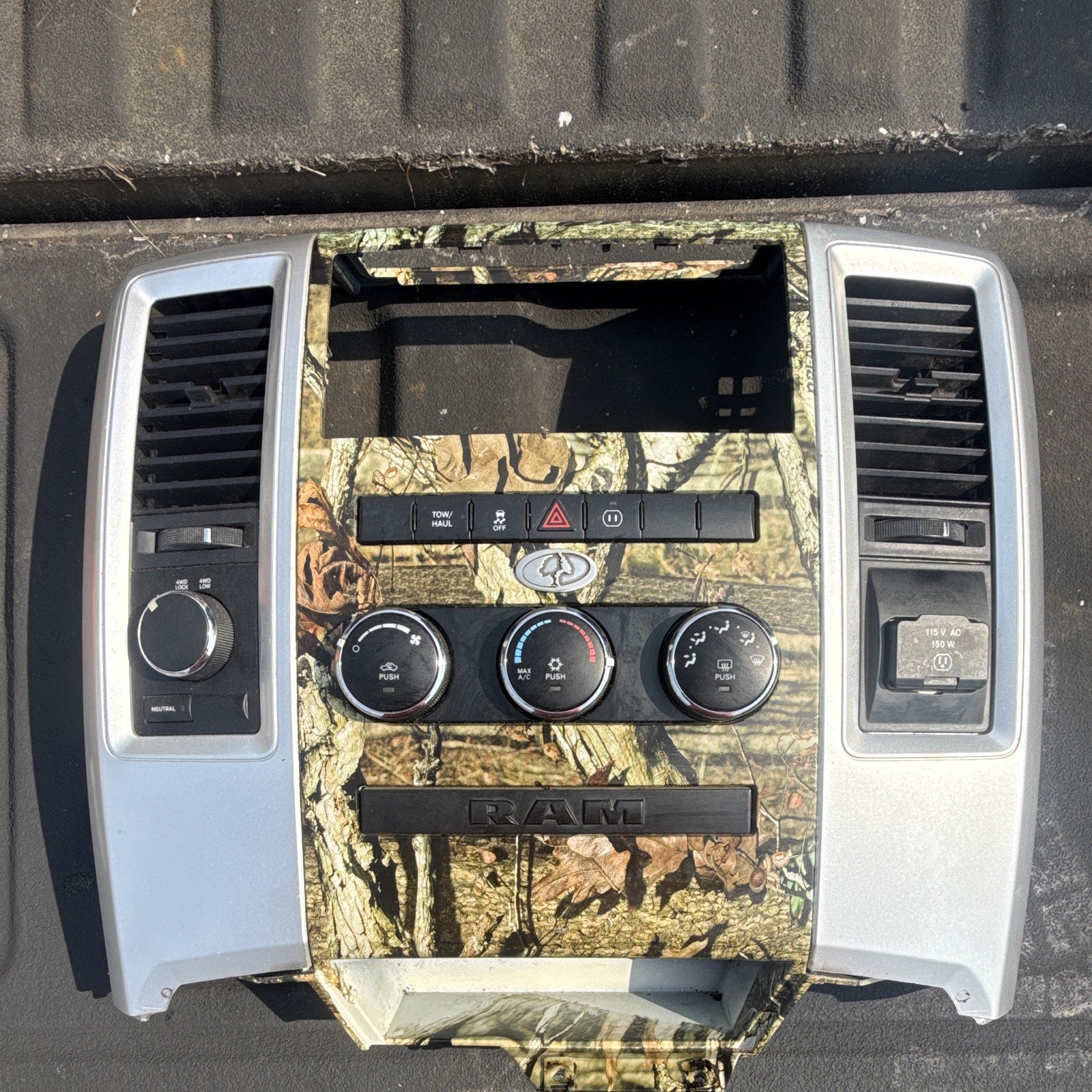 2012 Ram 1500 Radio Bezel Mossy Oak edition 2012 Ram 1500 Radio Bezel Mossy Oak edition