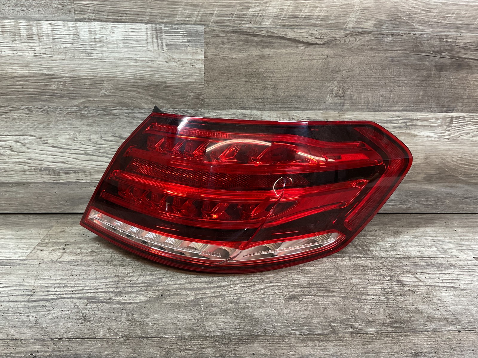 USED - 2016 Mercedes E-Class R Taillight - OEM