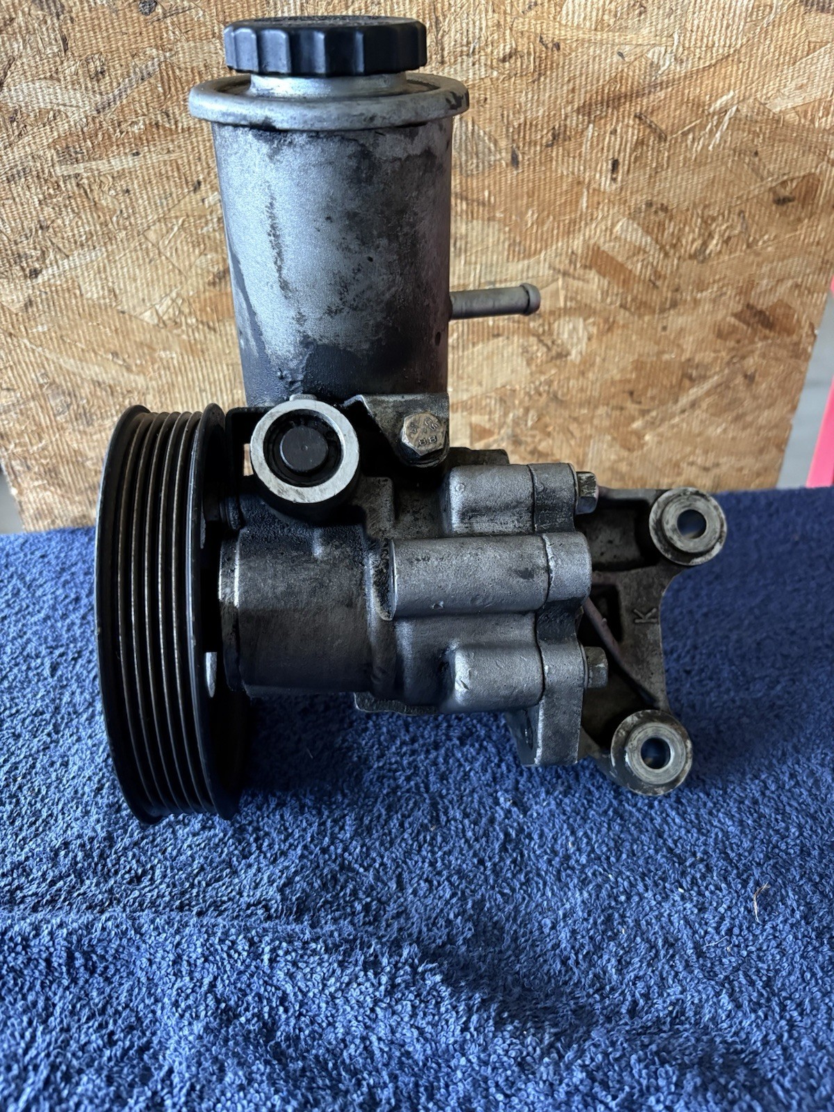 OEM 1990-1997 Lexus LS400 Power Steering Pump Thru 6/97