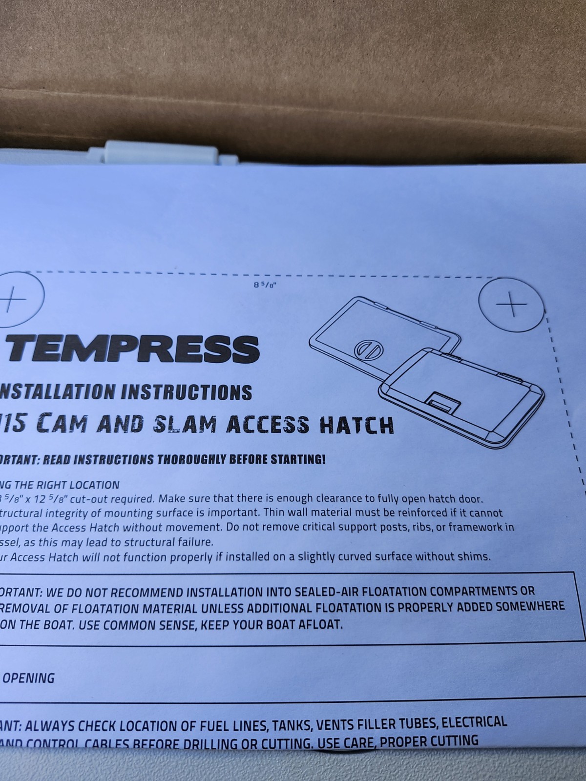 New Tempress Access 1115 Slam Hatch with Lock 11\ New Tempress Access 1115 Slam Hatch with Lock 11\