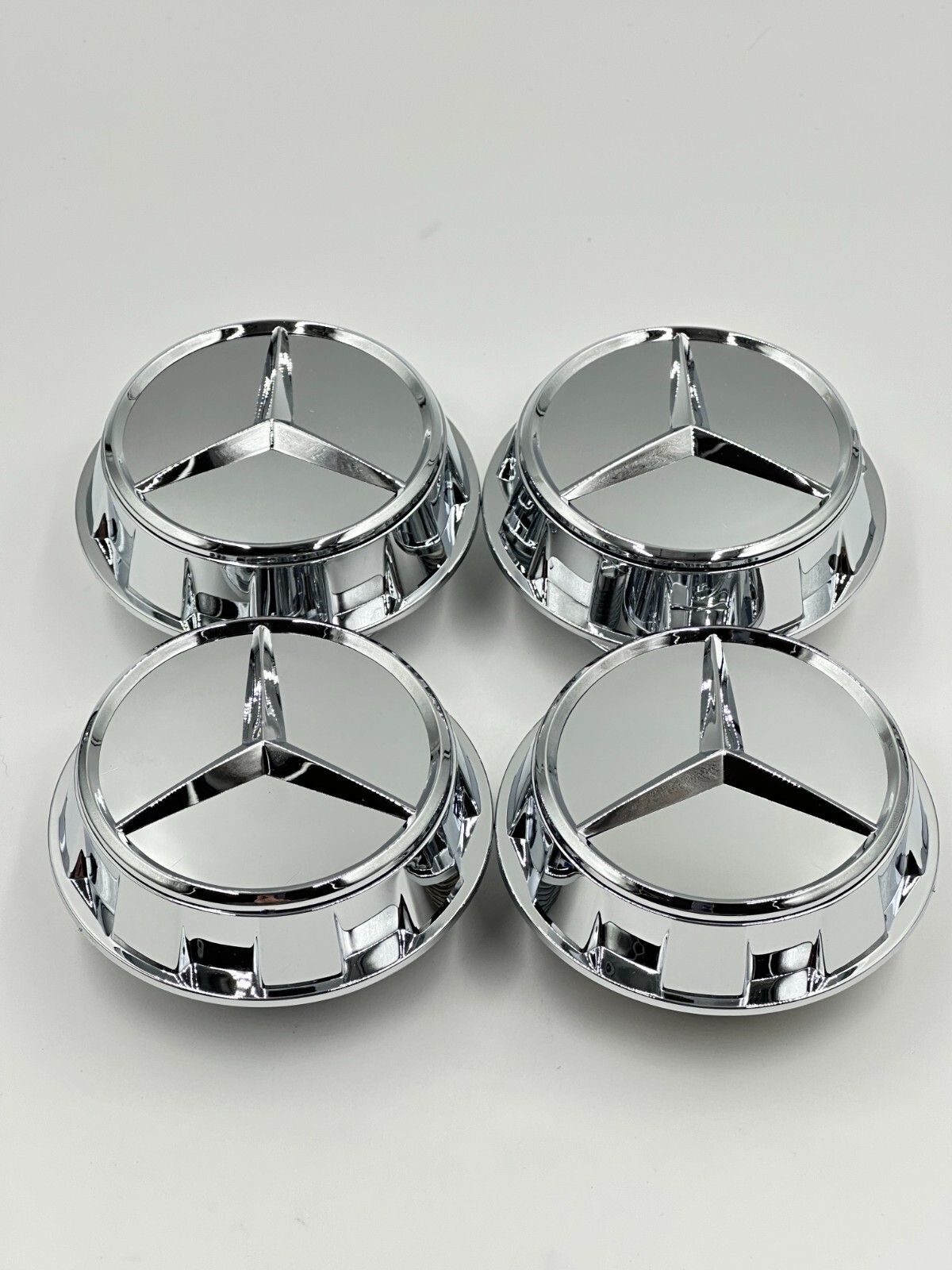 4pcs Mercedes Benz Maybach C63s E63s CLS63s AMG Chrome Center Caps Screw On 60mm 4pcs Mercedes Benz Maybach C63s E63s CLS63s AMG Chrome Center Caps Screw On 60mm