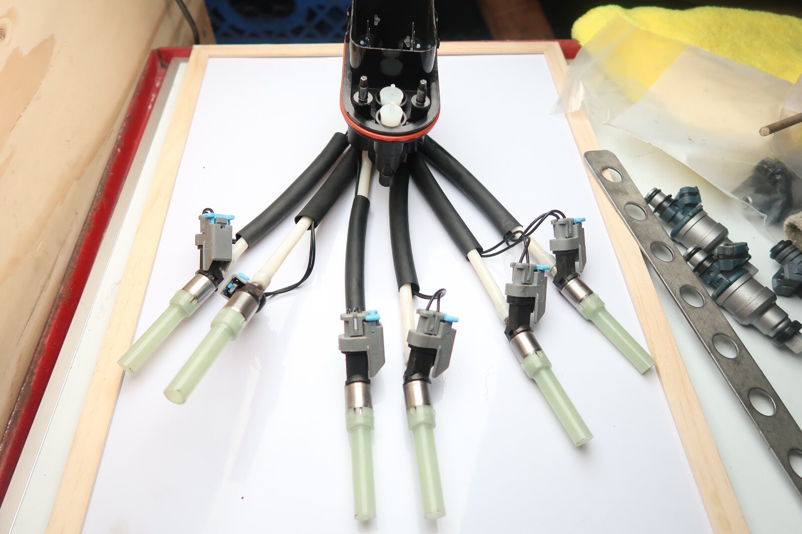 SPIDER FUEL INJECTORS FOR GMC JIMMY 96-05 V6 4.3 **SAME DAY SHIPPING SPIDER FUEL INJECTORS FOR GMC JIMMY 96-05 V6 4.3 **SAME DAY SHIPPING