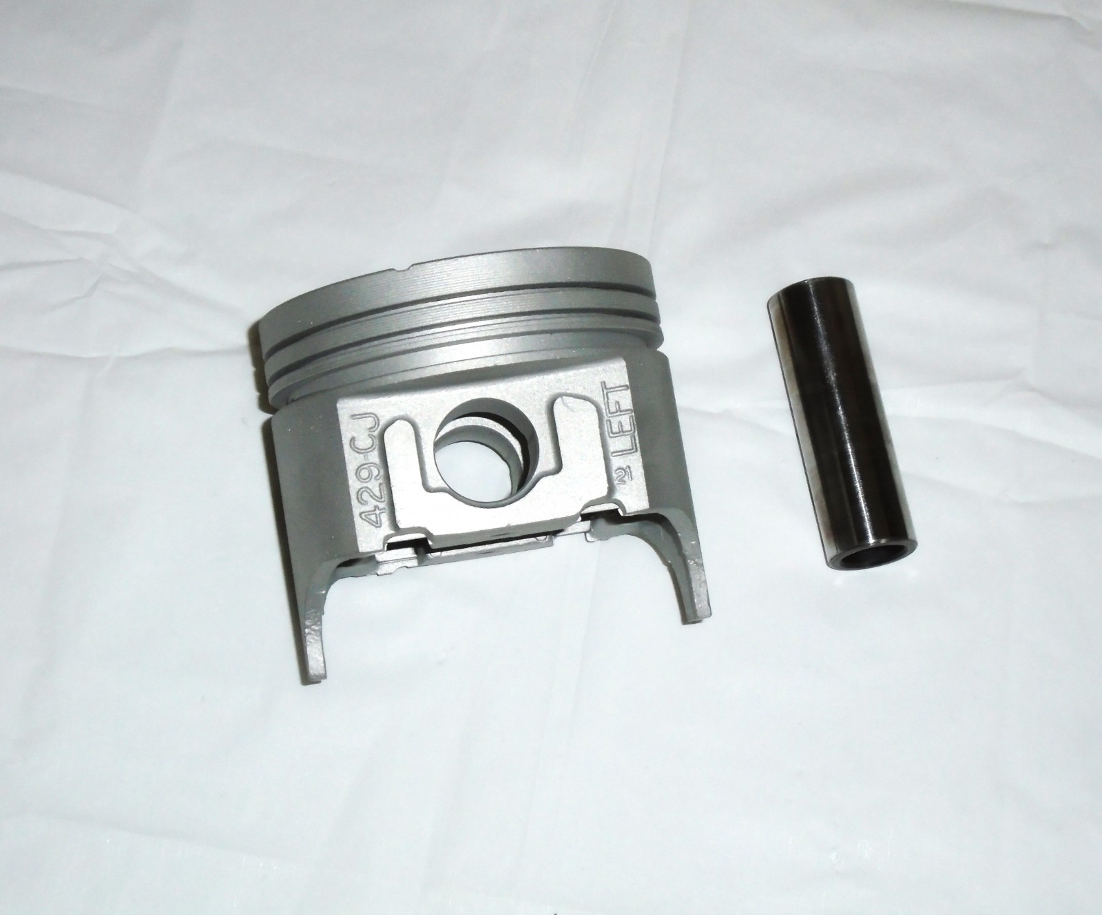 429 CJ Ford LH PISTON Std Bore DOOE Cobra Jet Mustang Fairlane GT Mercury Comet