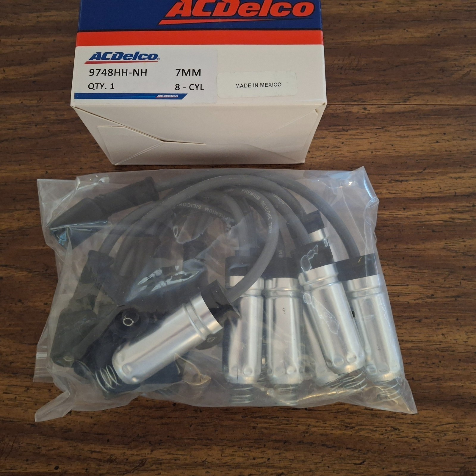 8 Sets OEM GM Spark Plug Wire Set with Heat Shields Original Equipment 9748HH