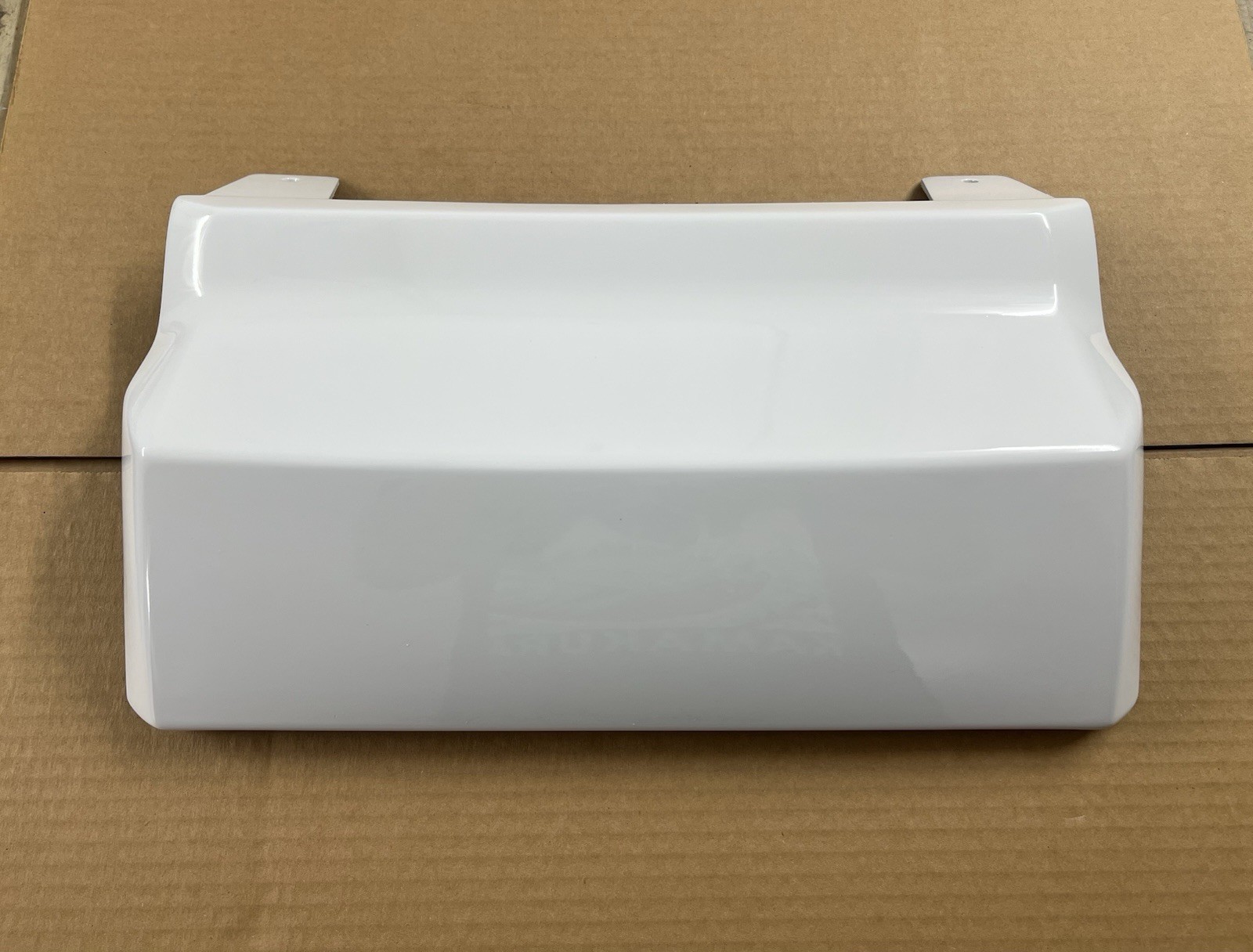 2015-2020 Chevy Tahoe/Suburban Hitch Cover Olympic/Summit White  23142973