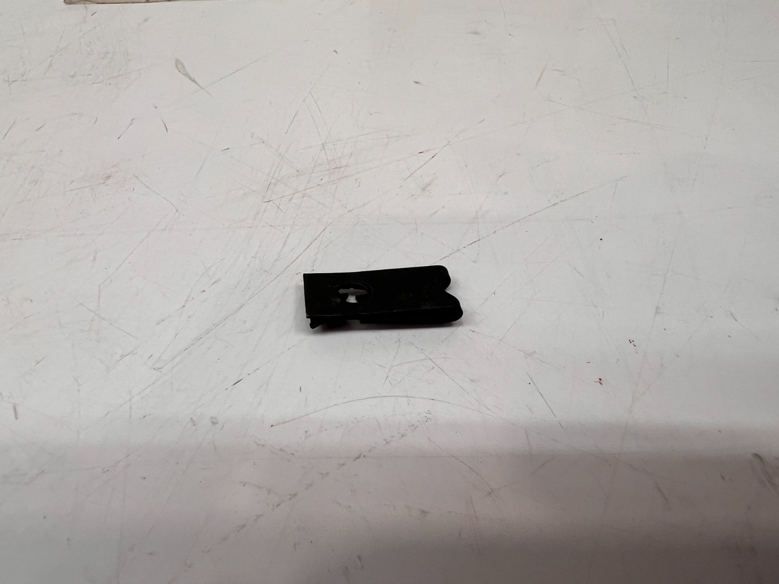 LAMBORGHINI MURCELAGO REAR HOOD PILLAR TRIM SPEED NUT OEM WHT003383