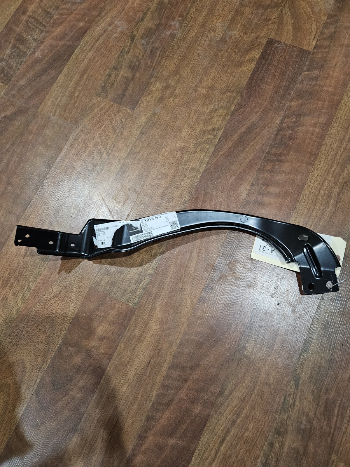 2005-2020 OEM NEW MERCEDES-BENZ SLK R172 LEFT LIGHTING BRACKET A1726261914 2005-2020 OEM NEW MERCEDES-BENZ SLK R172 LEFT LIGHTING BRACKET A1726261914