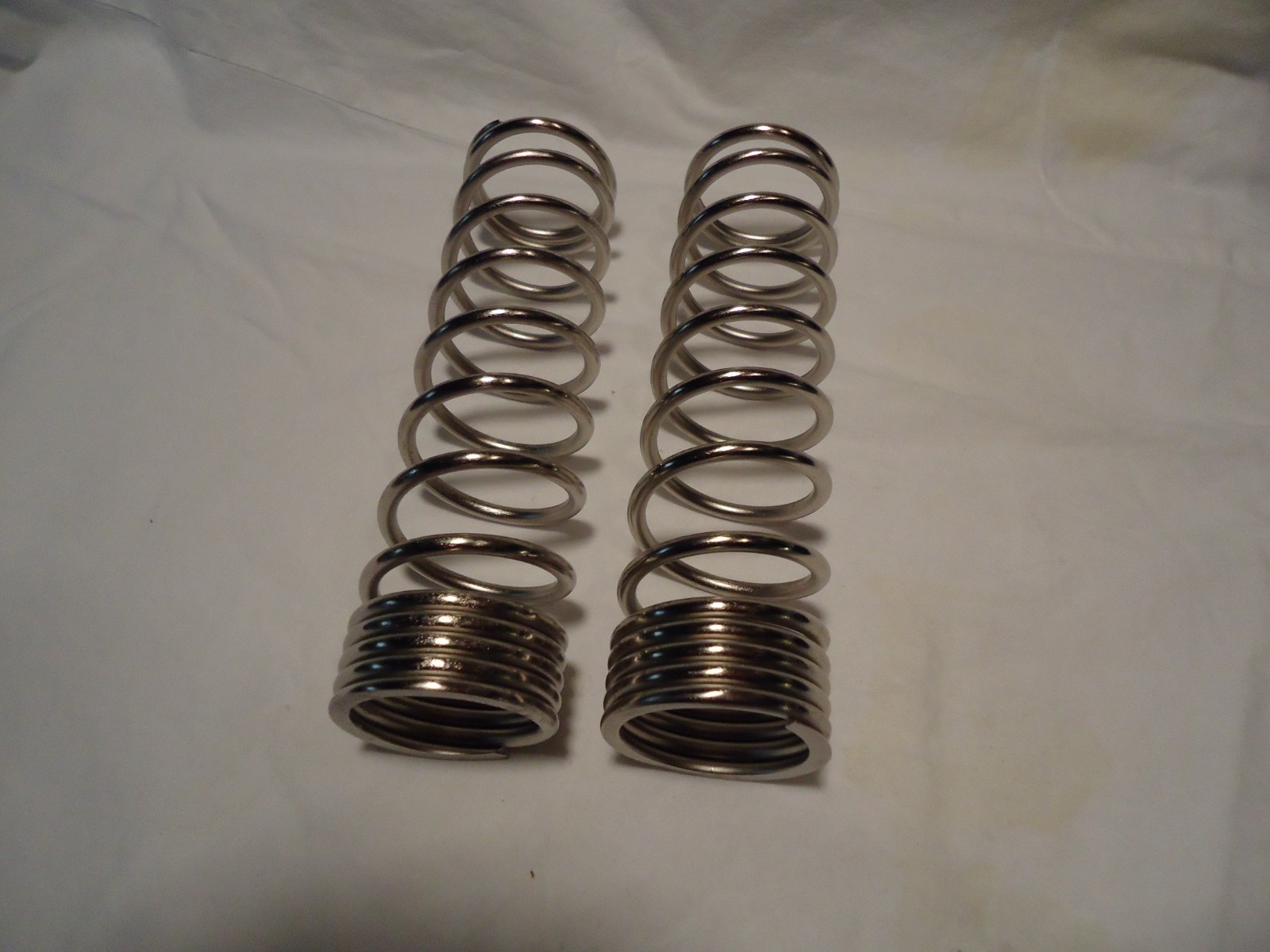 SUZUKI NOS T350 T500 FRONT FORK SPRINGS IN CHROME