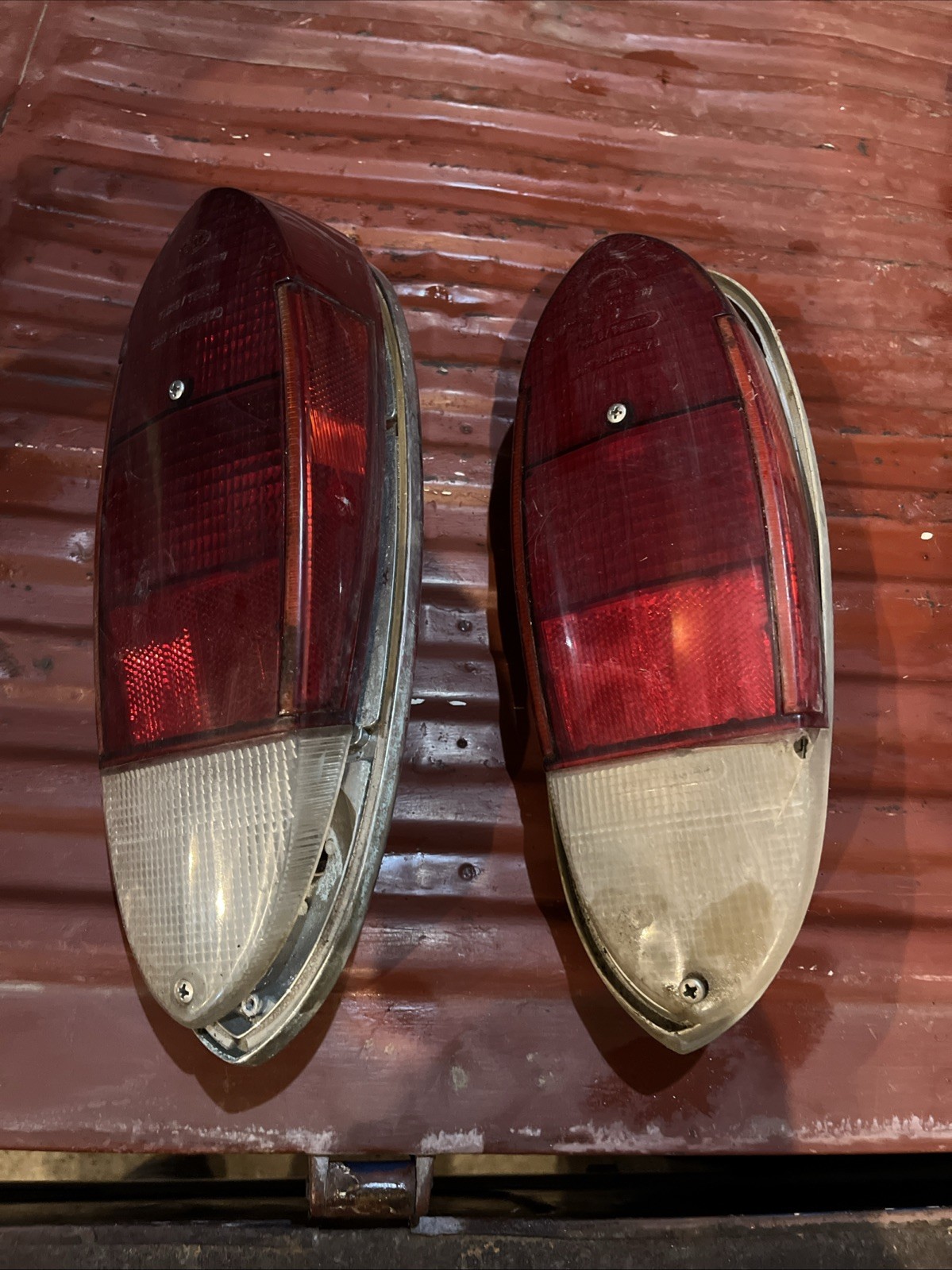 Pair Oem Hella German VW Type 3 Ghia Tail Light Assembly Lens 311 945 231 Fgh