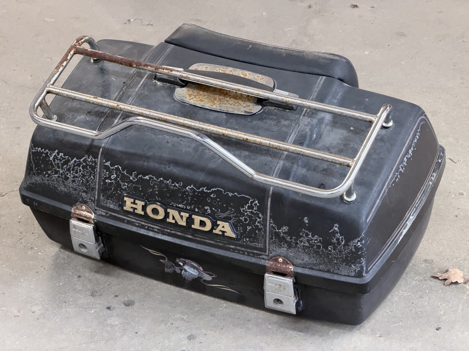 1980 1981 Honda Goldwing GL1100 Interstate Rear Trunk Luggage Box OEM Core