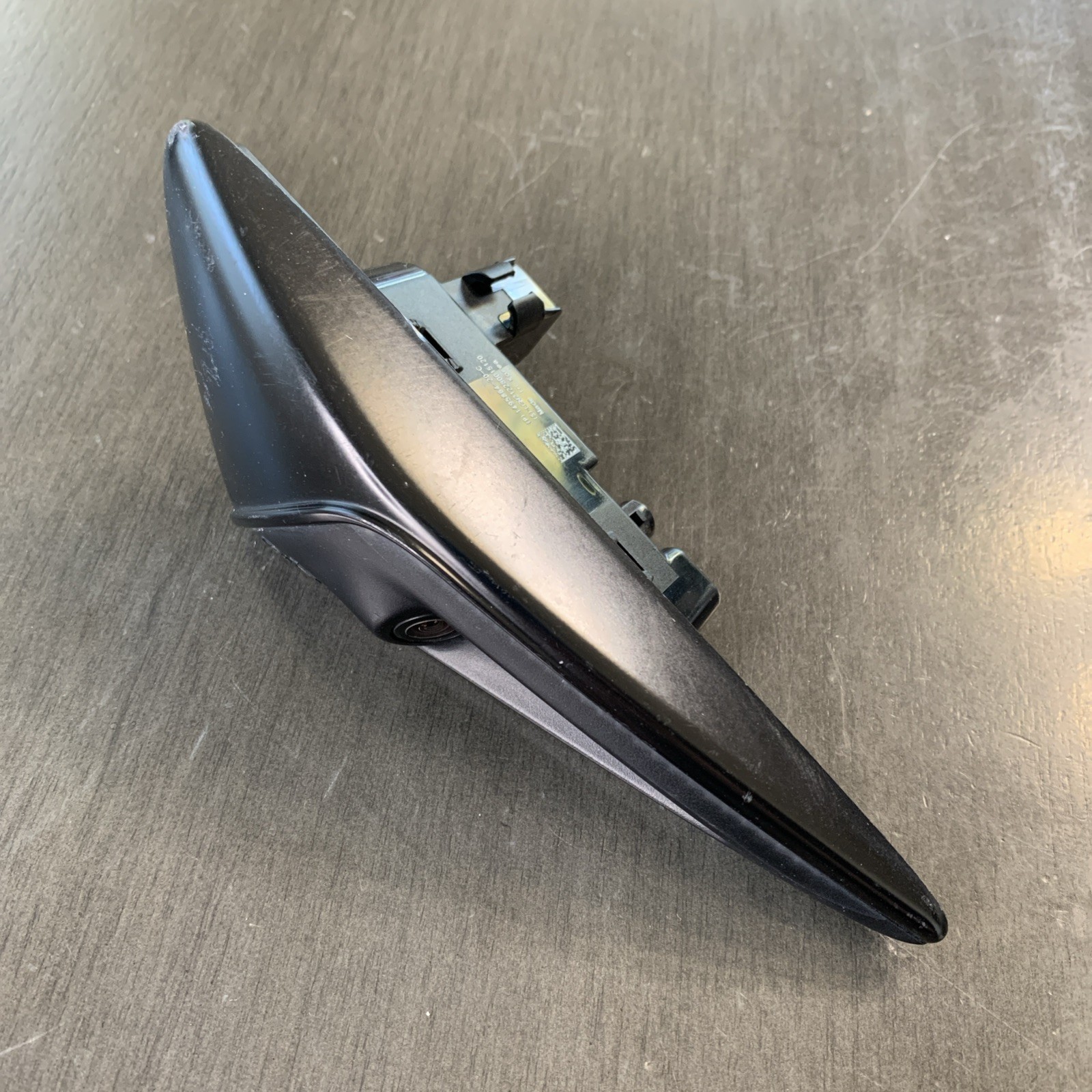 OEM 17-23 Tesla Model 3 Left Side Fender Camera Turn Signal Light 1495864-20-C