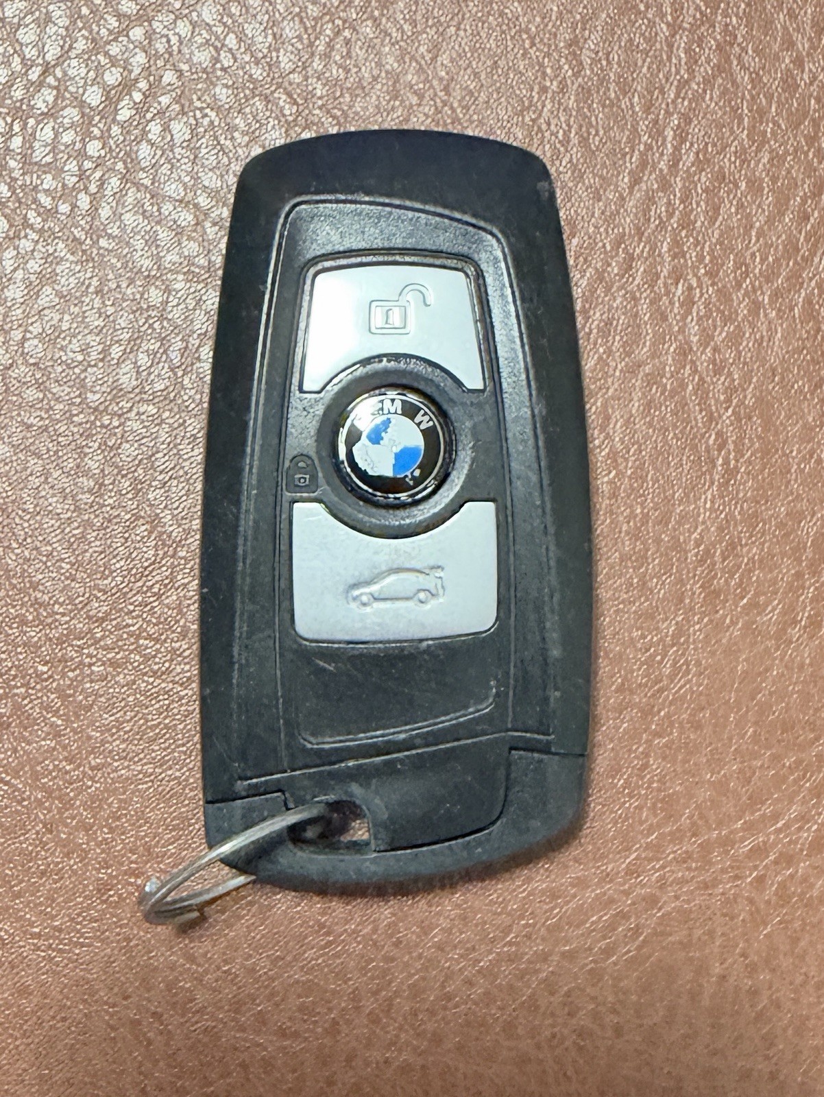 OEM BMW 328i F30 Smart Key Fob YGOHUF5767 434MHz HUF5767 9312523 Used