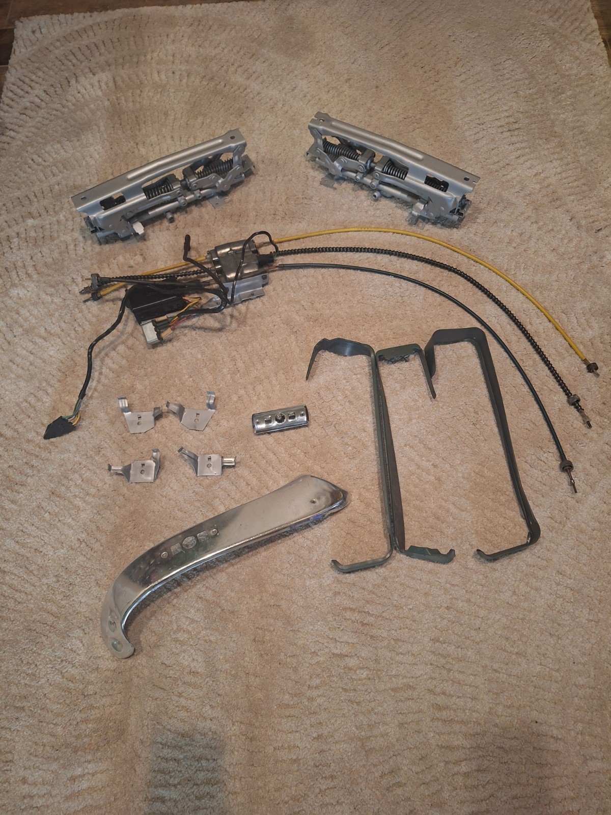 1961 62 63 CHEVY IMPALA CONV 2 dr &  6 WAY POWER BENCH W TRAC COVERS & SEAT TRIM