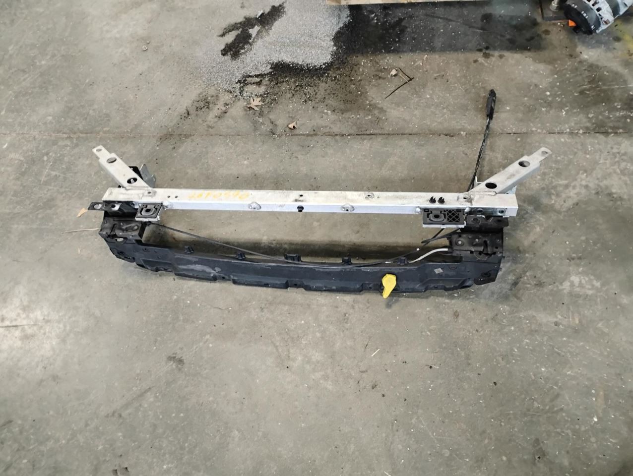 (LOCAL PICKUP ONLY) Radiator Core Support Fits 16-25 VOLVO XC90 2179397