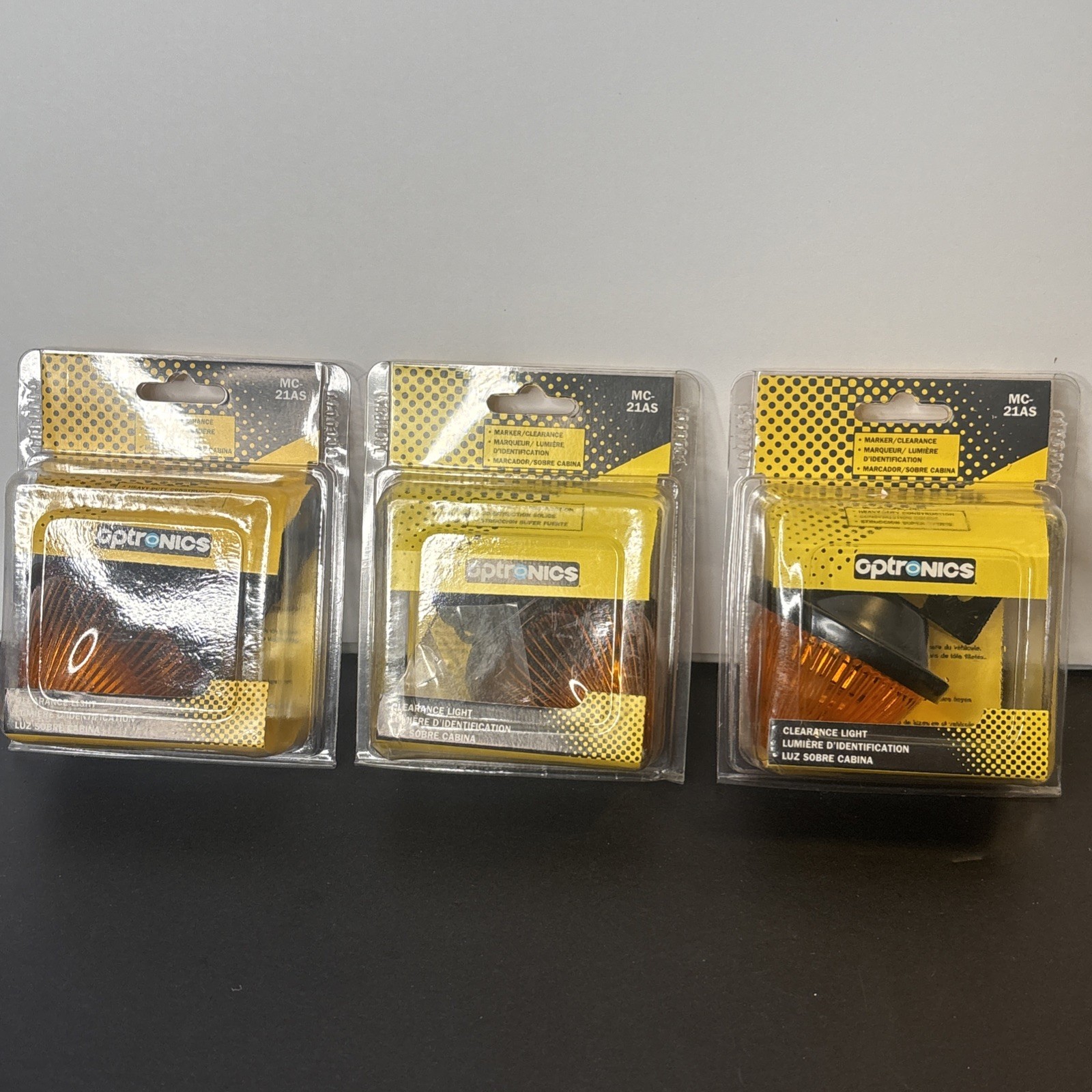 Lot of 5 Optronics MC-21AS Clearance Lights New Old Stock A4