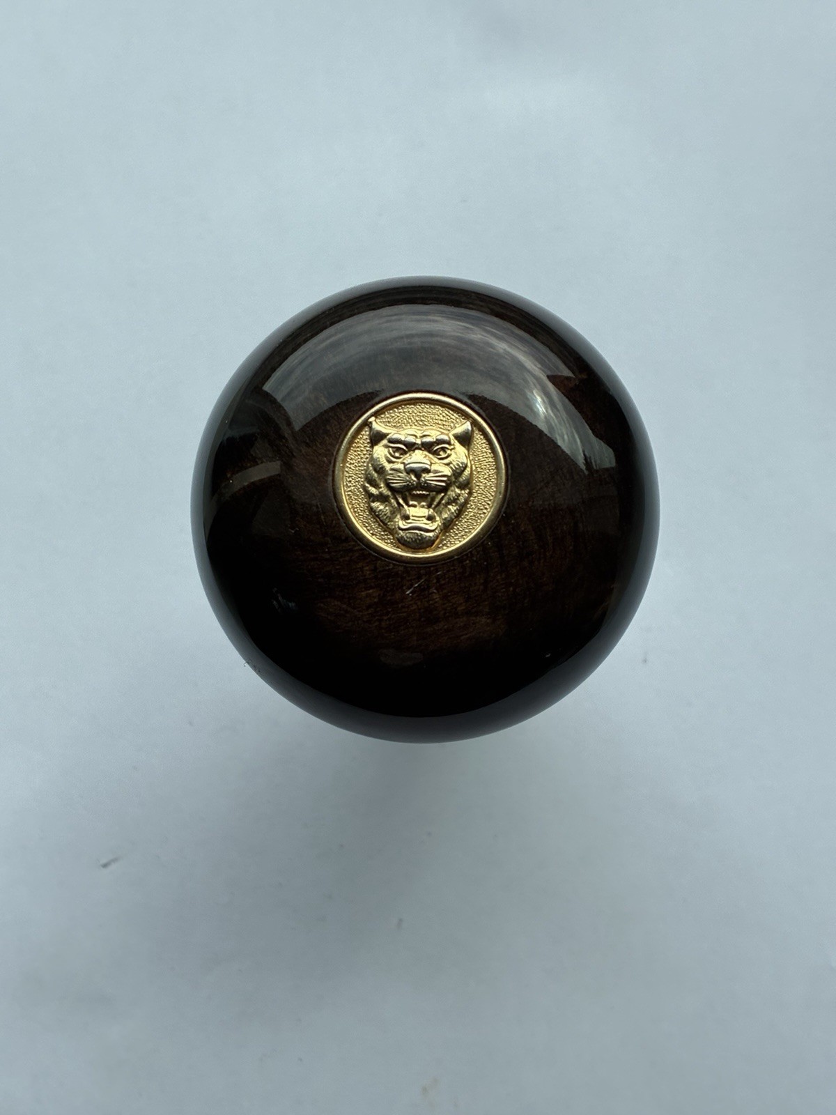 USED Jaguar XJ8 Shift Knob. USED Jaguar XJ8 Shift Knob.