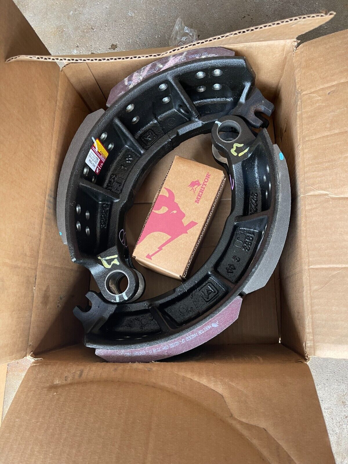 New KSMA23024515PC Meritor Brake Shoe 4515PC Heavy Duty Cast Iron Brake Shoes New KSMA23024515PC Meritor Brake Shoe 4515PC Heavy Duty Cast Iron Brake Shoes