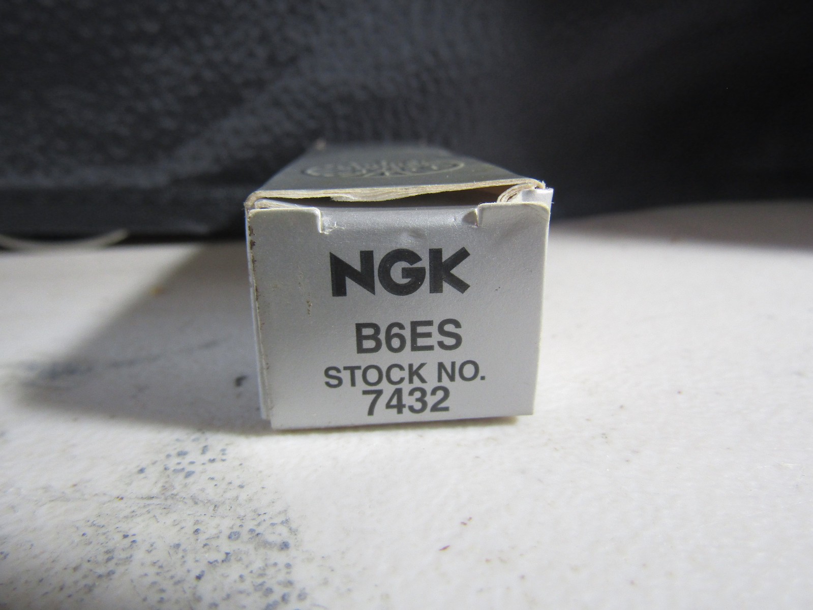 1 NGK B6ES Spark Plug Vintage Motorcycles,ATVS, Snow Mobiles NEW IN THE BOX