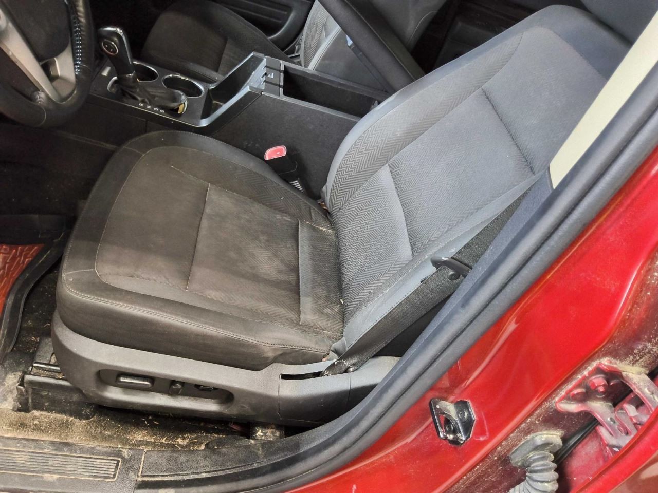 (LOCAL PICKUP ONLY) Driver Front Seat Bucket  Cloth Electric Fits 13-19 F