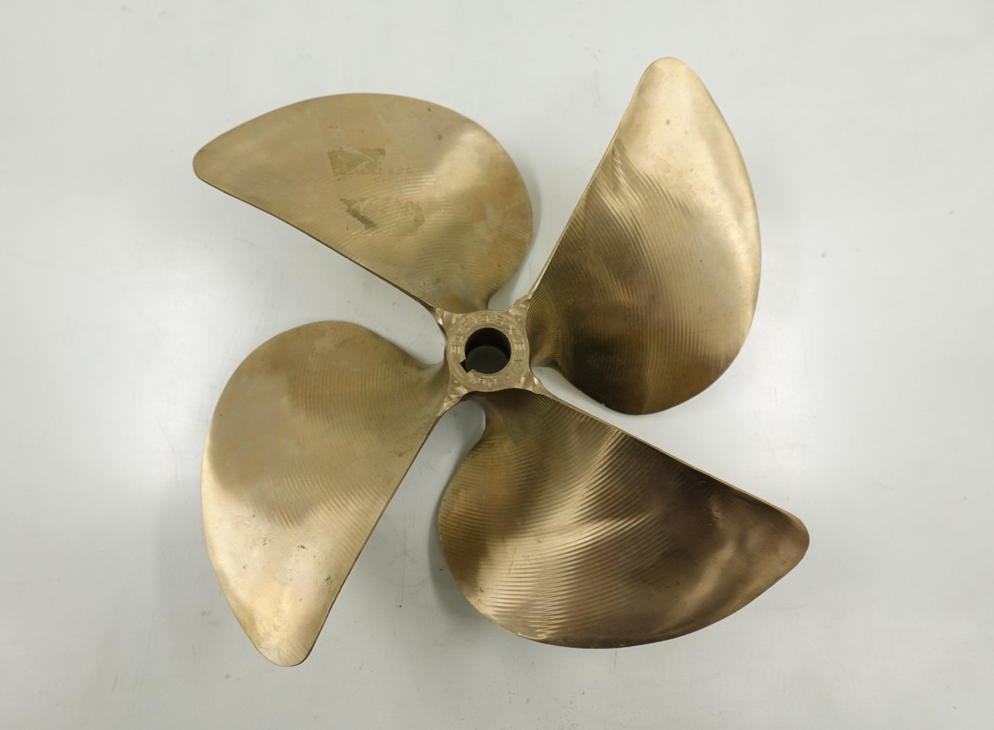 REFURBISHED Acme 536 Right Hand 4 Blade Cupped Prop 13.5\