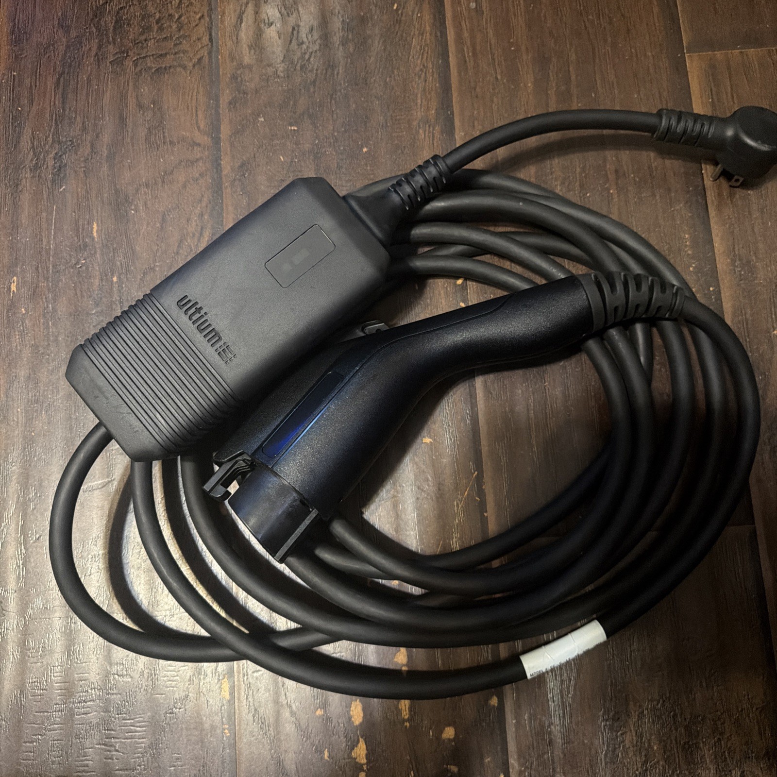GM Ultium Dual Level EV Charger 85775040 120V NEMA 5-15 Charging Cable OEM