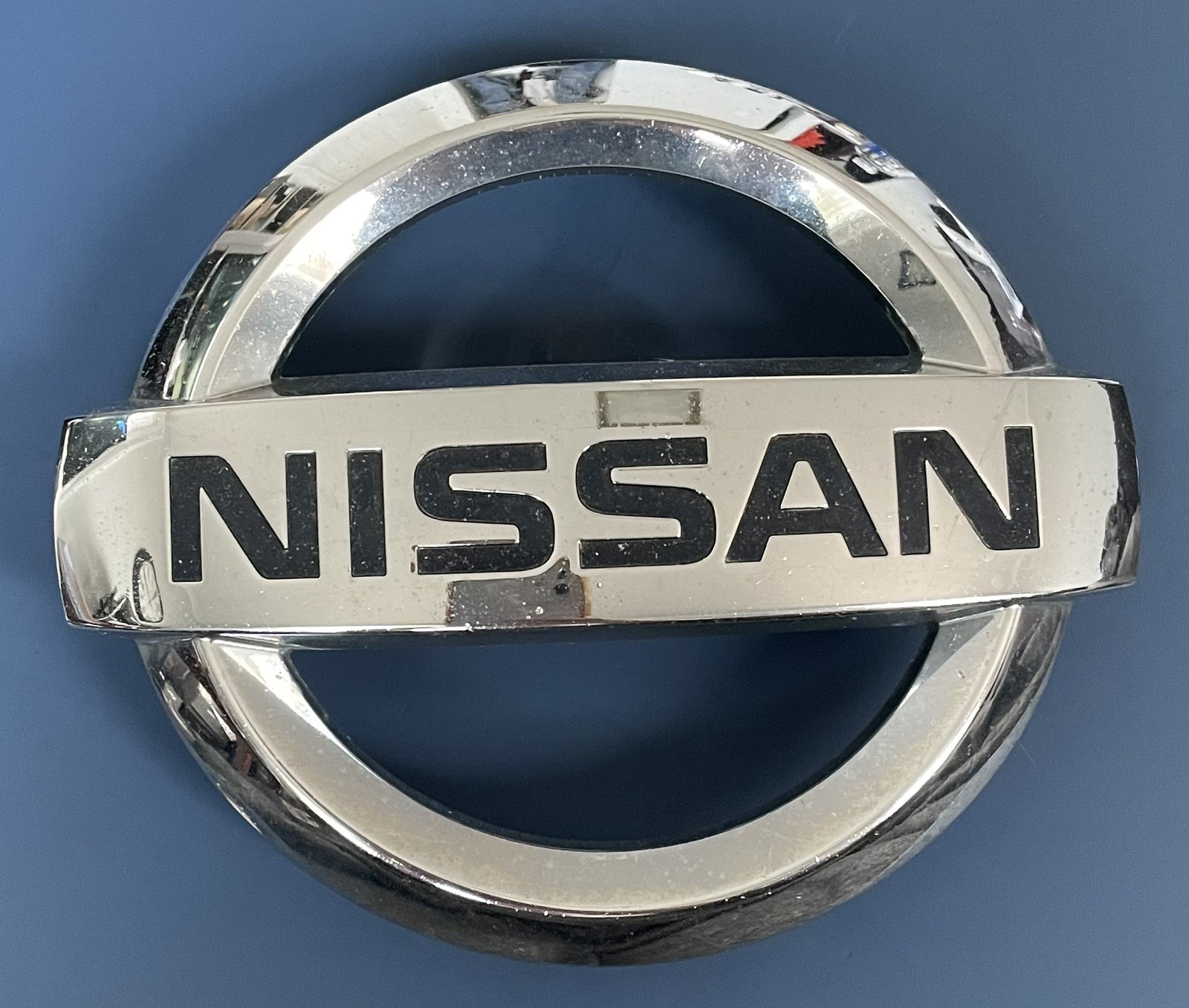 2011-2018 Nissan Rouge 2013-2018 Altima Front Emblem 62889-1JA0A 2011-2018 Nissan Rouge 2013-2018 Altima Front Emblem 62889-1JA0A