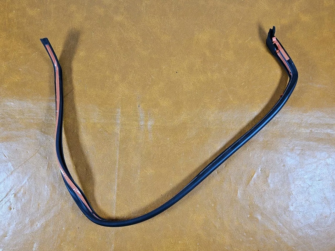 GENUINE 2014-2022 INFINITI Q50 REAR RIGHT DOOR SEAL 82838-4GA1B OEM NEW#C1
