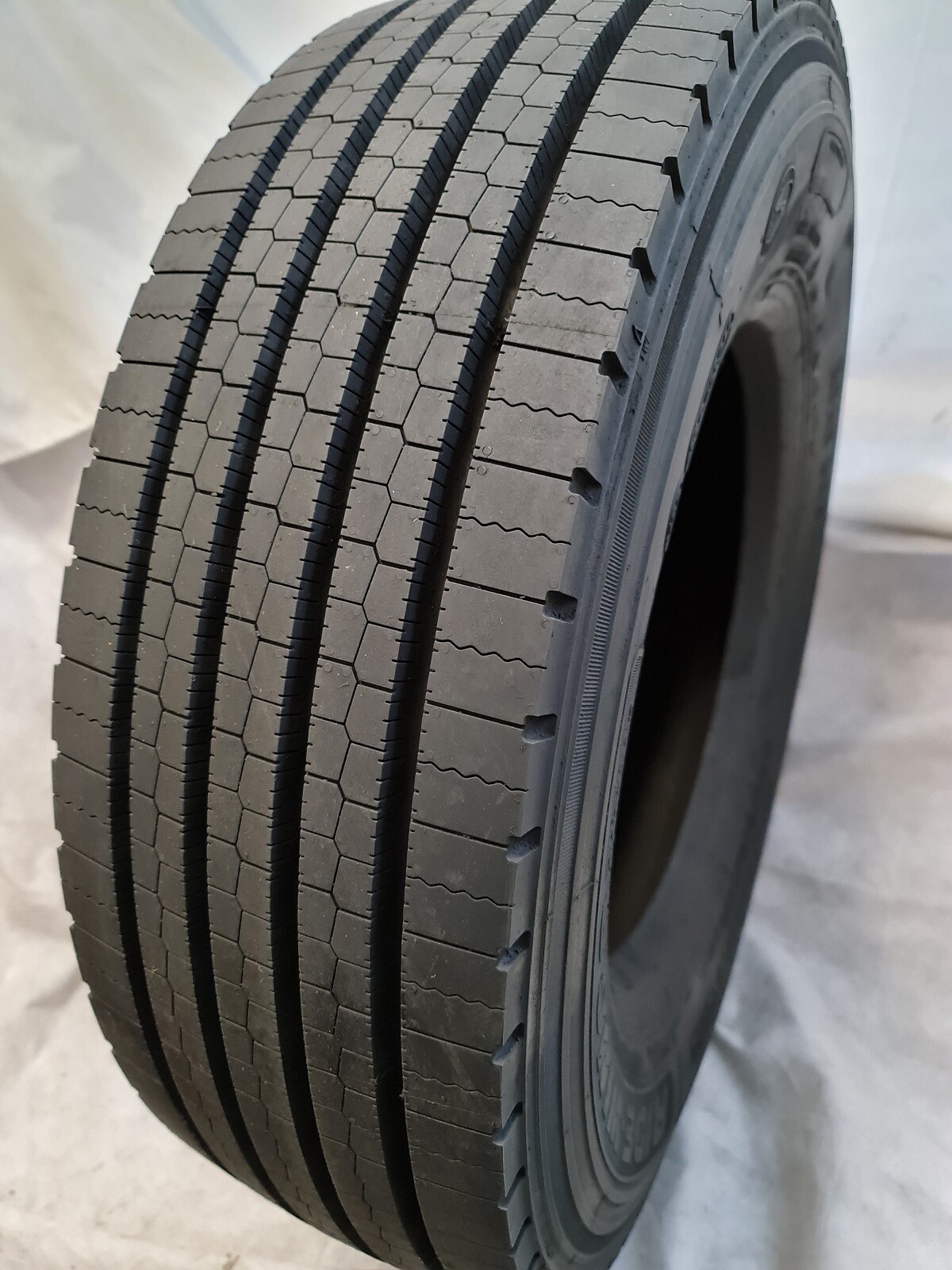 (1-Tire) 235/75R17.5 Steer All Positions 14PLY New ROAD CREW Ride Wing 132/130M 
