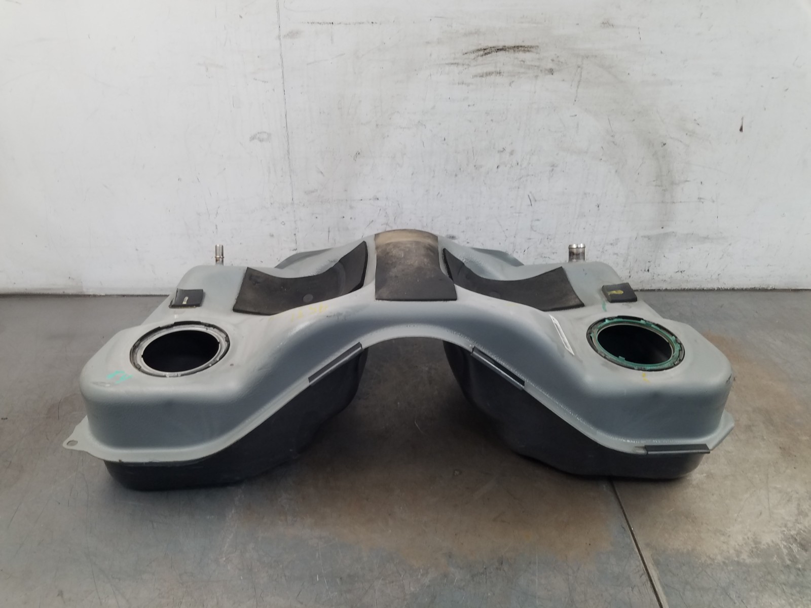 2012 Ford Mustang Shelby GT500 Fuel Tank #9531 Y7