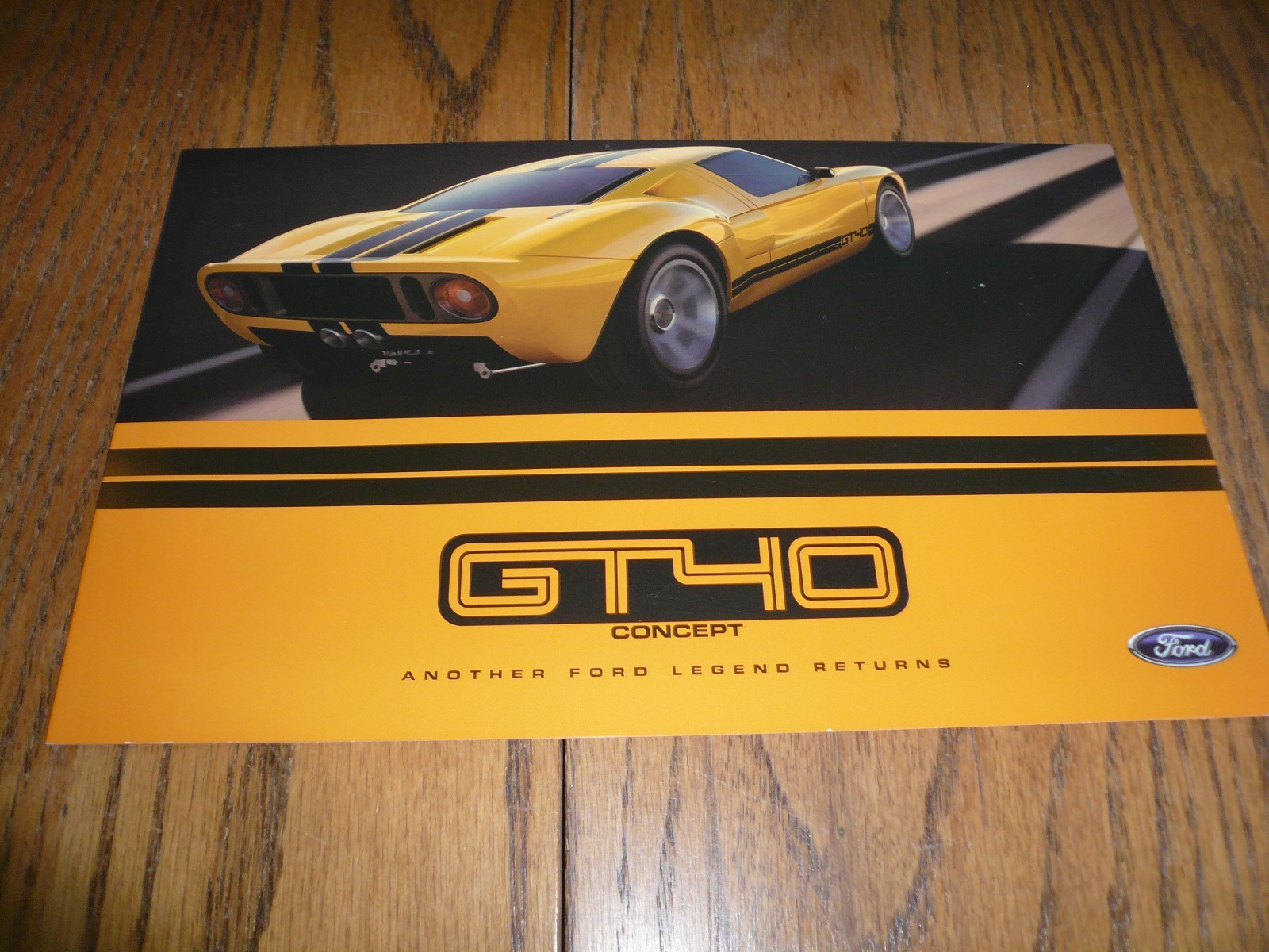 Ford GT40 Concept 2002 Brochure VGC Sales Leaflet - Le Mans Legend Returns Ford GT40 Concept 2002 Brochure VGC Sales Leaflet - Le Mans Legend Returns