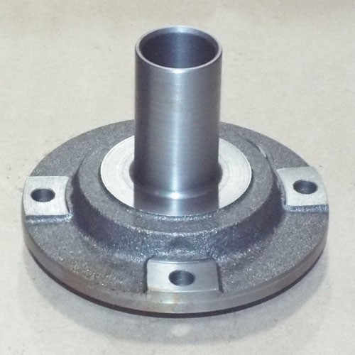 FRONT BEARING RETAINER - CHEVY 1992-95 - CASTED (C17315) - NV4500