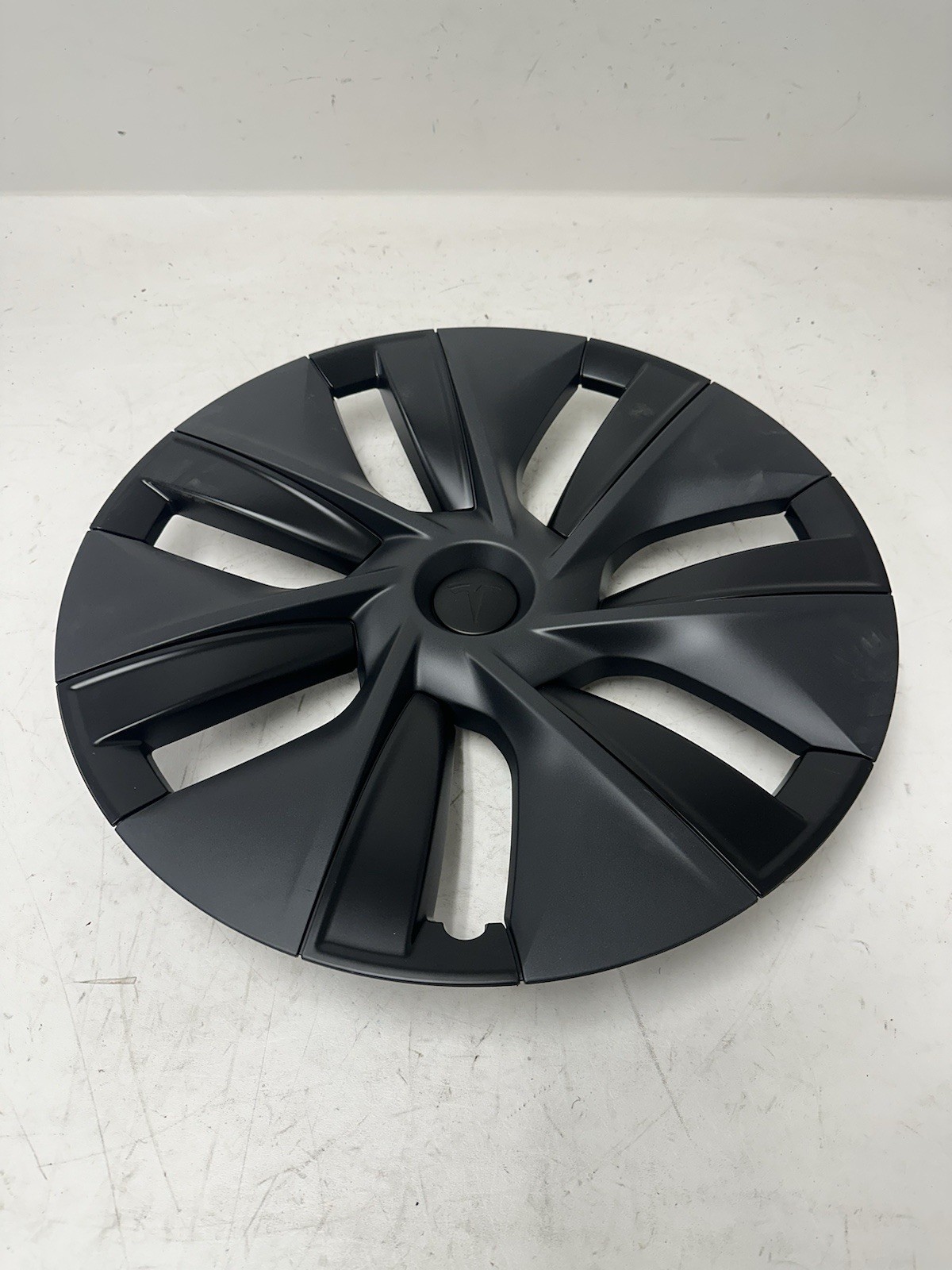 2020-2024 Tesla Model Y 19 2020-2024 Tesla Model Y 19