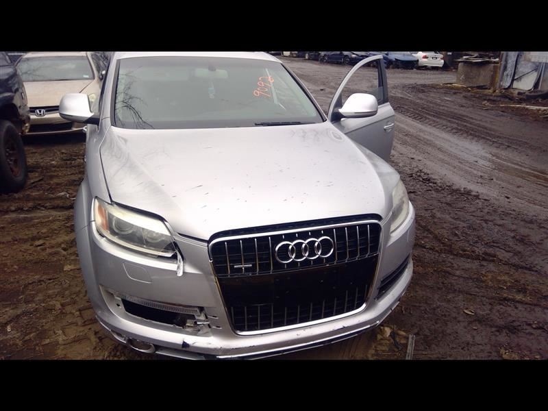 (NO SHIPPING) Driver Left Fender Fits 07-15 AUDI Q7 4956573
