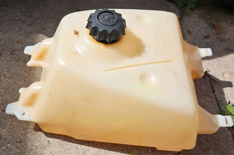 Tank Gas Fuel Reservoir # 5431805 Polaris Mid-late 90s  ATV 300 400 4x4