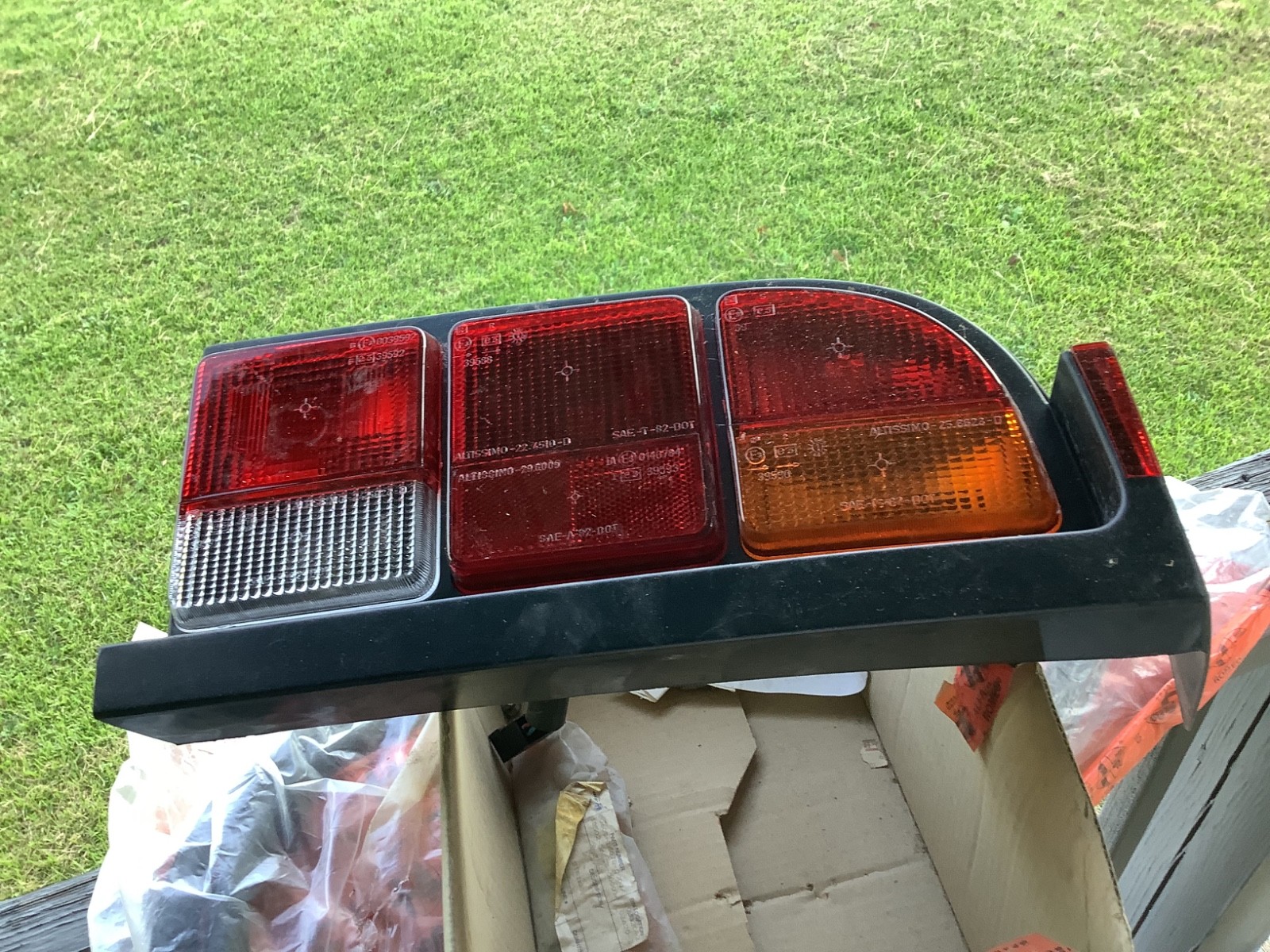 Alfa Romeo 1983 to 1989 Right Side Tail Light NOS Alfa Romeo 1983 to 1989 Right Side Tail Light NOS