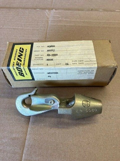 BOEING 707-120 EMERGENCY ESCAPE ROPE HOOK ASSY *NS* VINTAGE 1962 BOEING 707-120 EMERGENCY ESCAPE ROPE HOOK ASSY *NS* VINTAGE 1962
