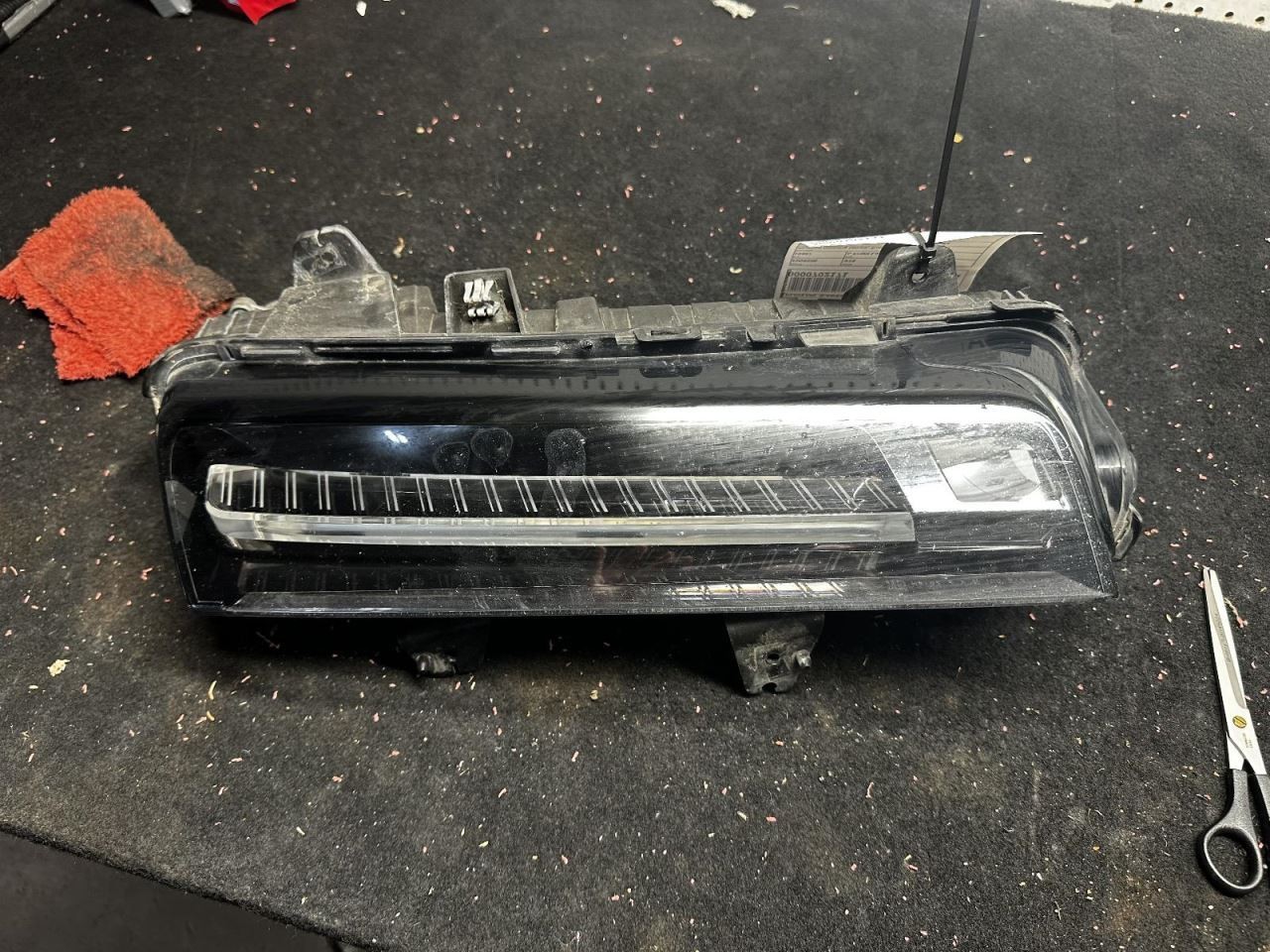 Driver Corner/Park Light Bumper Mounted Fits 20-25 XT6 2198028