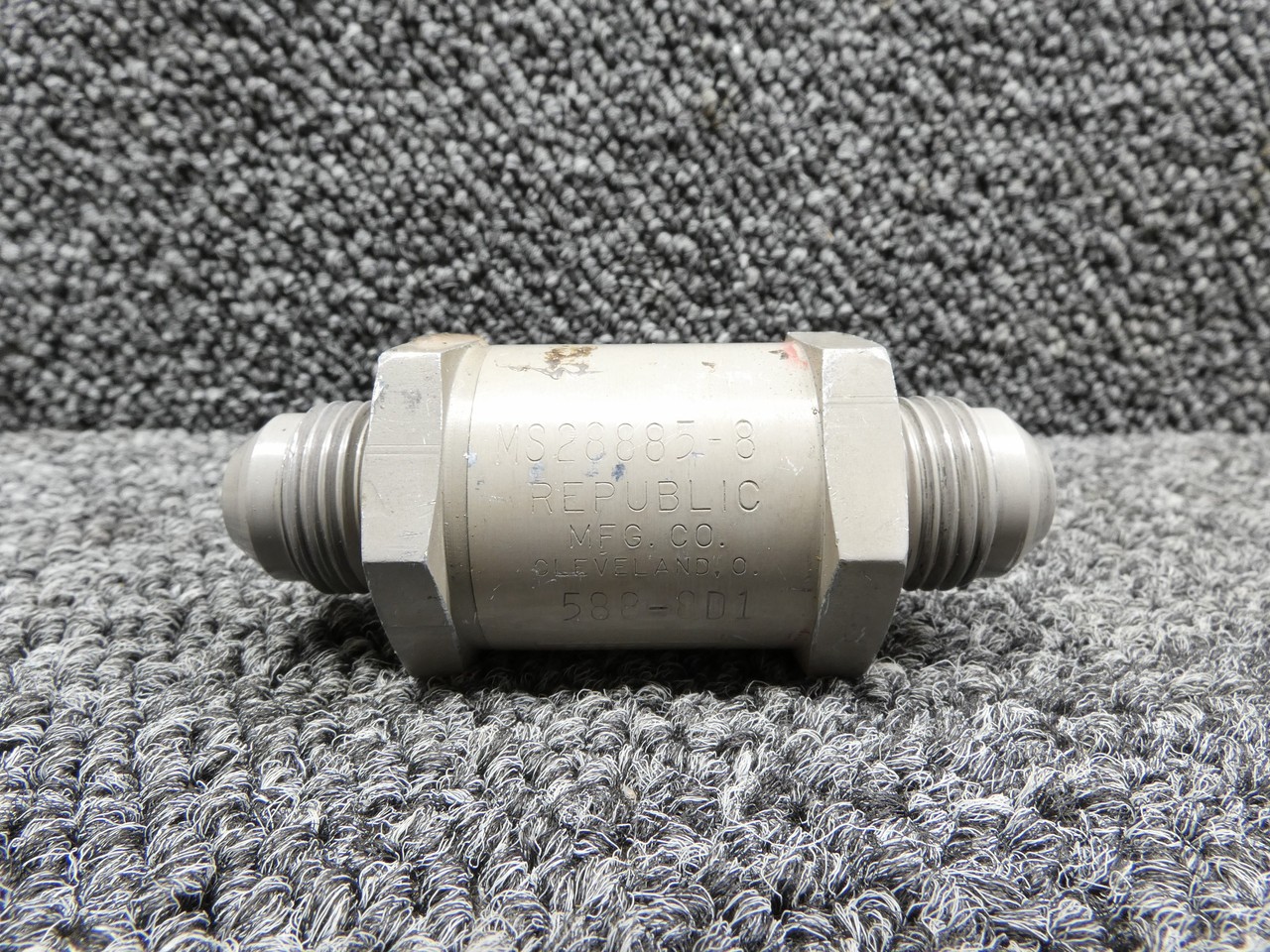 588-8D1 (Alt: MS28885-8) Republic Manufacturing Co. Check Valve