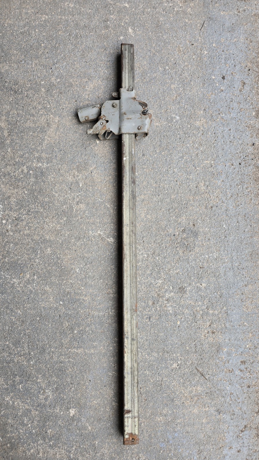 1960s to 1970s GM Bumper Jack 1960s to 1970s GM Bumper Jack