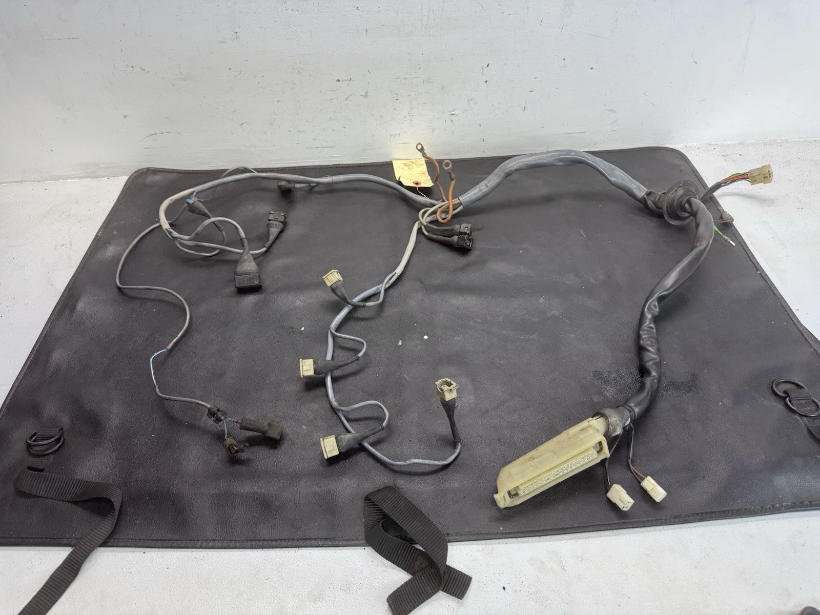 1983-1989 Porsche 944 2.5L Engine Wiring Harness