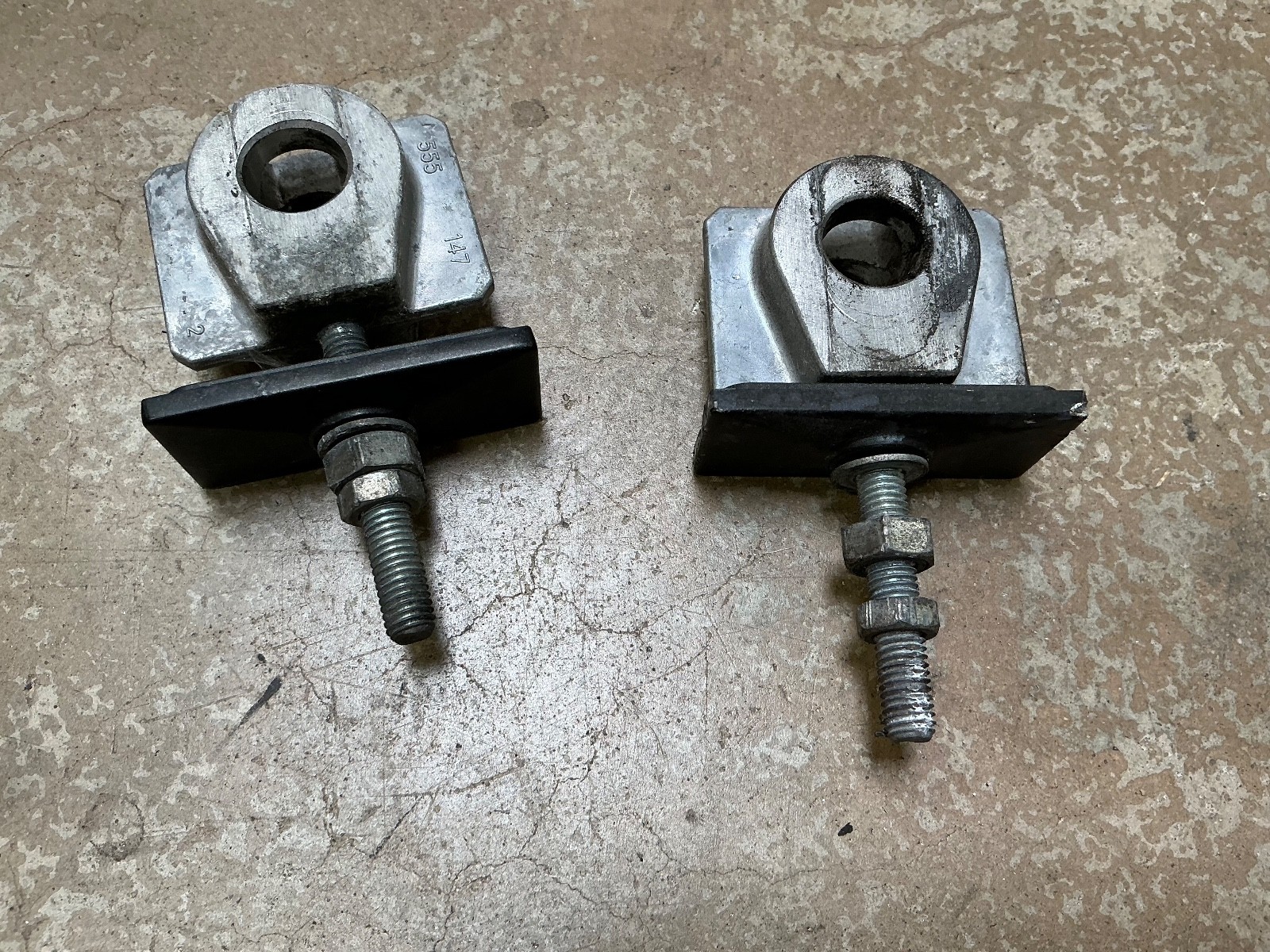 13-17 Kawasaki Ninja 300 rear swingarm inner chain adjusters 33040-1116 13-17 Kawasaki Ninja 300 rear swingarm inner chain adjusters 33040-1116