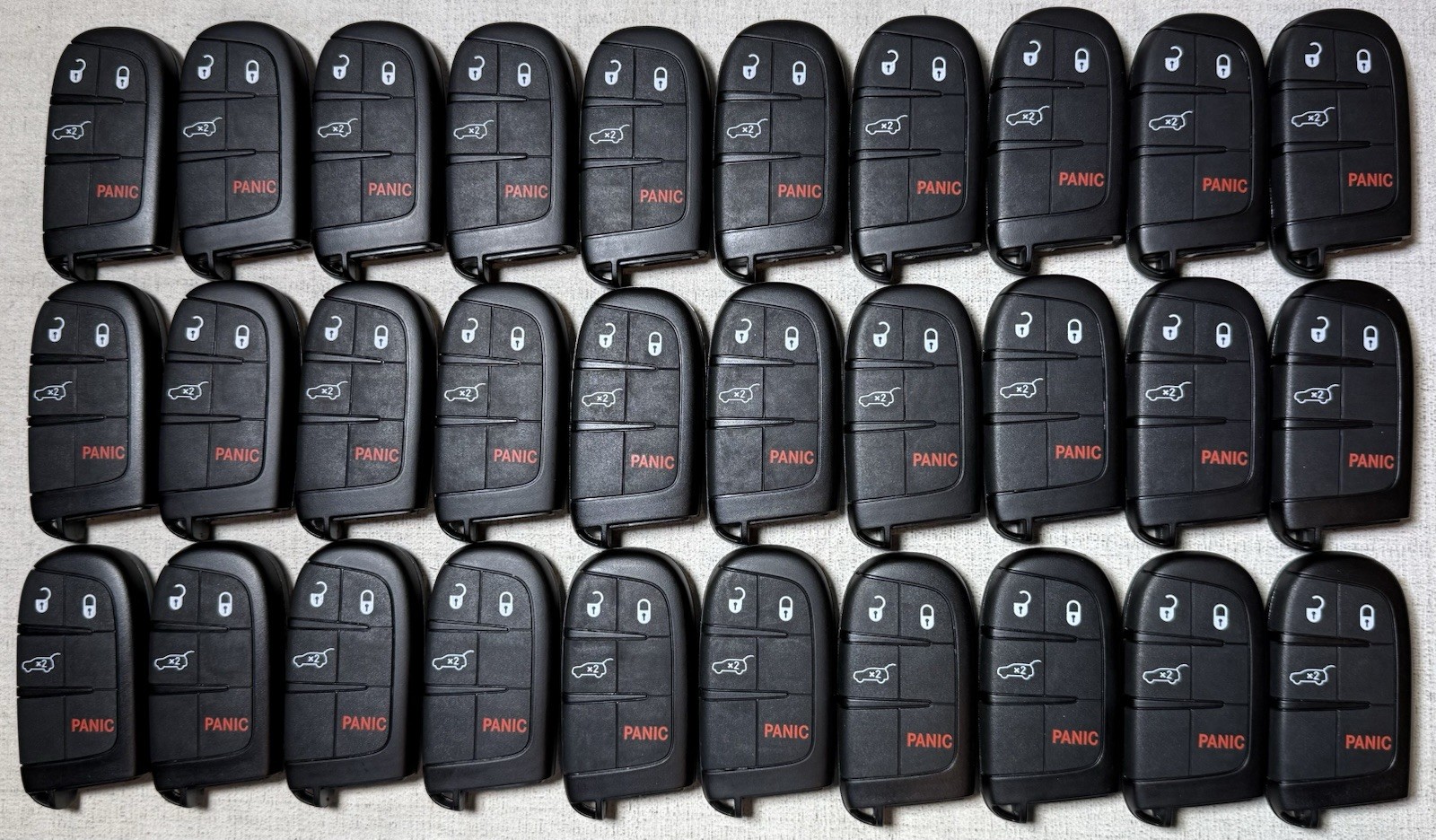 Lot of 30 Dodge OEM Smart Key Fob Remotes (excellent condition) Lot of 30 Dodge OEM Smart Key Fob Remotes (excellent condition)
