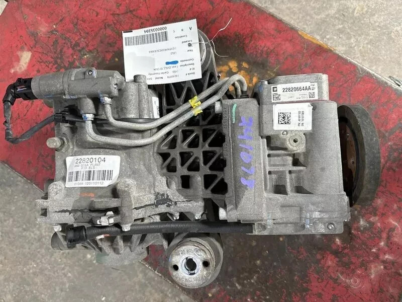 2010-2014 Cadillac SRX Rear Axle Differential Carrier OEM