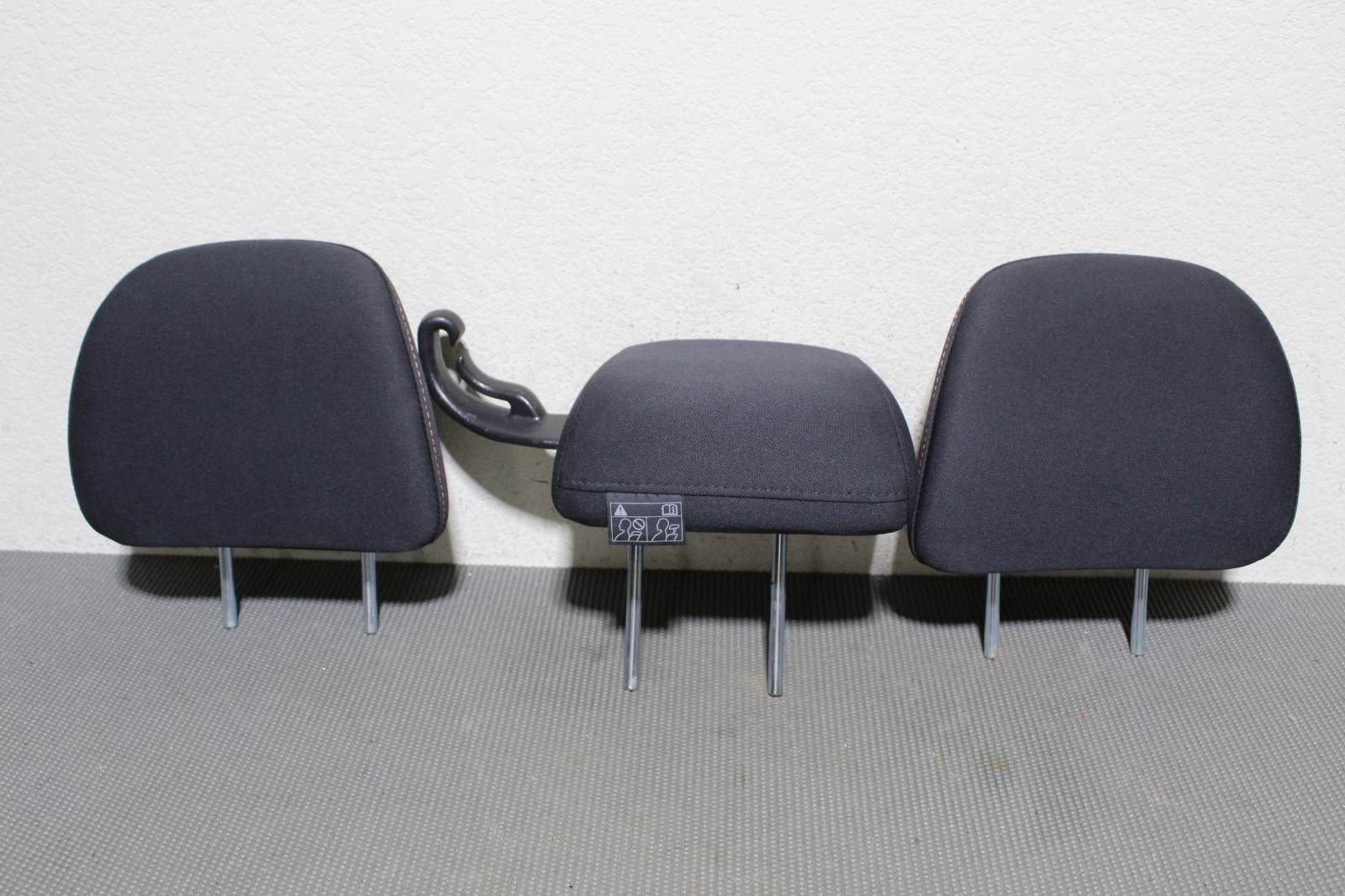 2018-2023 SUBARU CROSSTREK OEM REAR BACK SEAT HEADRESTS HEAD REST BLACK ORANGE