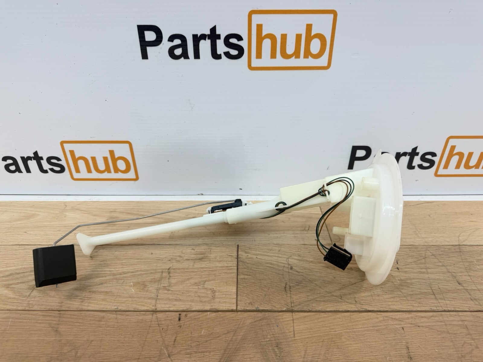 Porsche 982 718 Cayman 4 CYLINDER Fuel Pump Sending Unit Assembly OEM