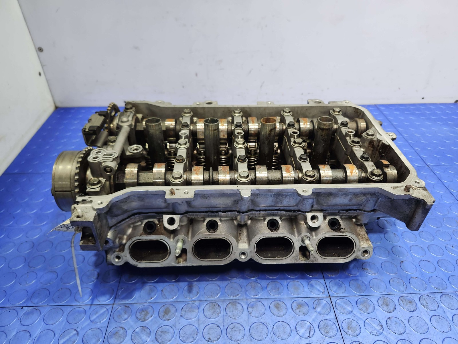 10-15 Toyota Prius 1.8L OEM Cylinder Head Assembly Genuine Part 1110139725