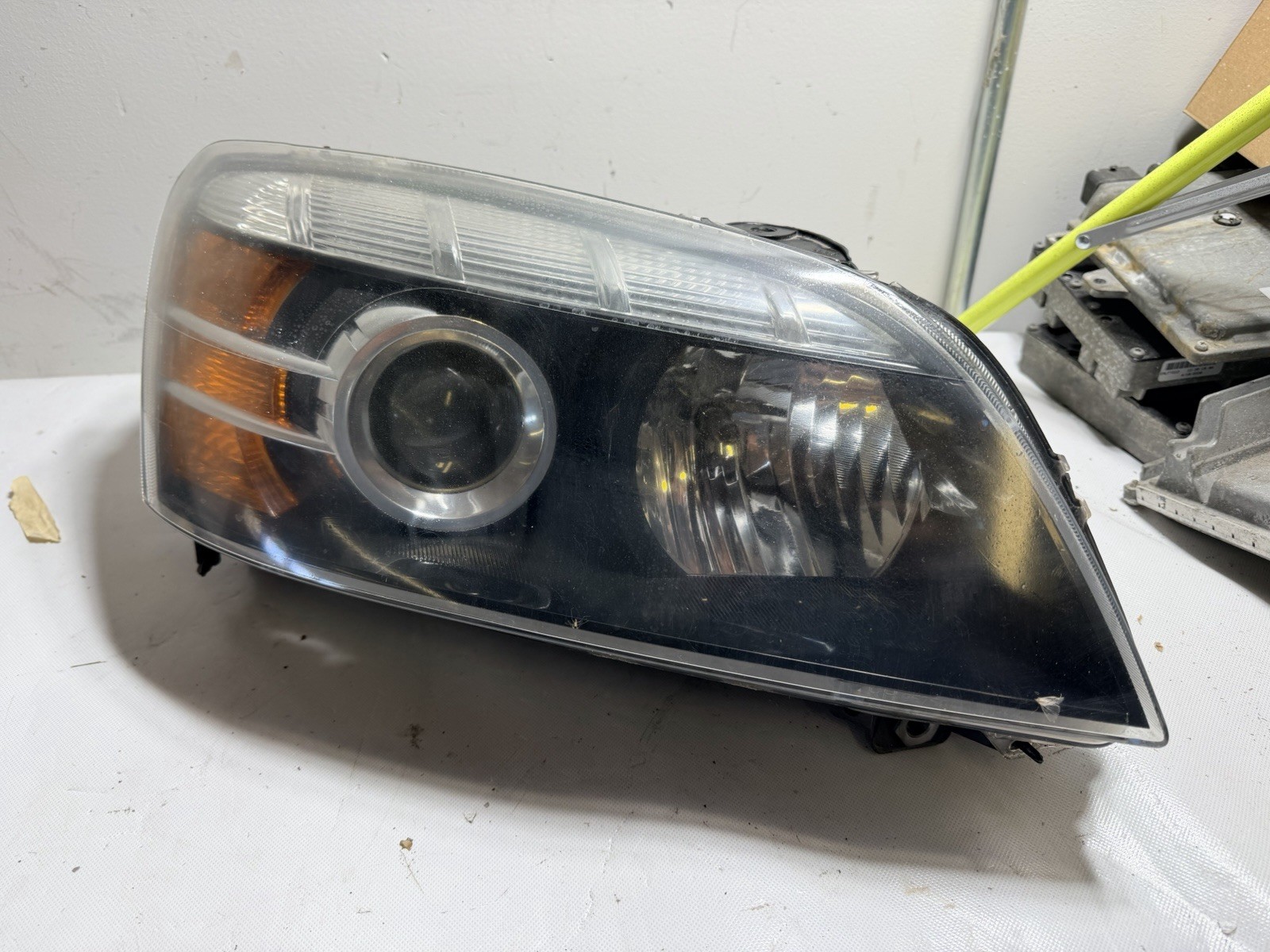 2011-2018 Chevy Caprice PPV RH Passenger Right Head Light Headlight Lamp OEM