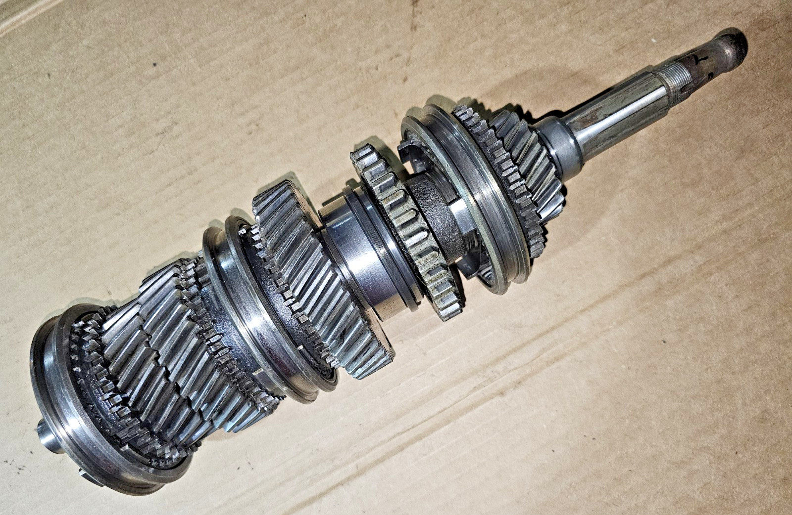 Alfa Romeo Spider Transmission Main Output shaft & gears 69-94 GTV, Berlina, Etc