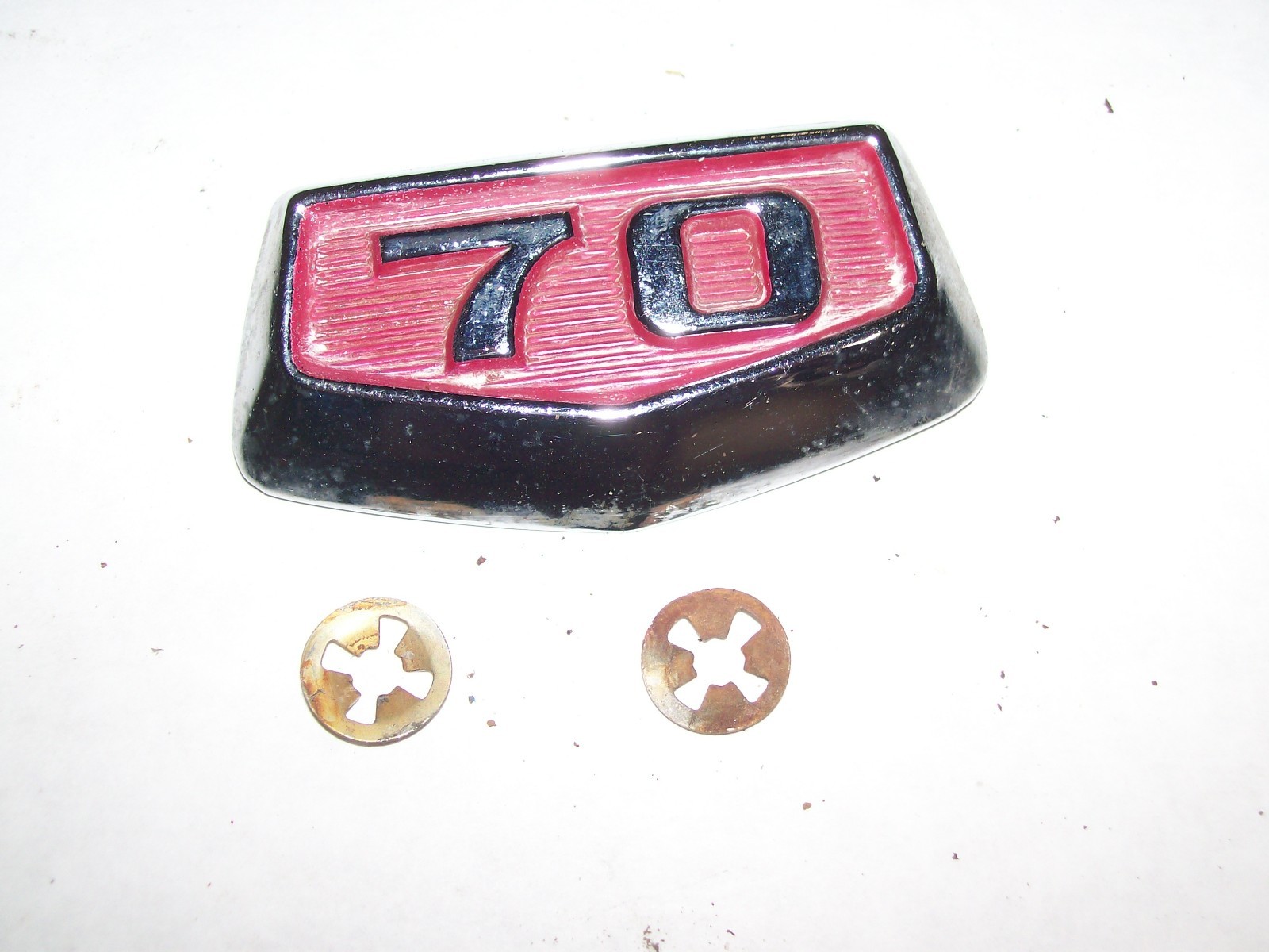 HONDA CL70 OEM SIDE COVER BADGE EMBLEM 87128-087-000 VINTAGE 